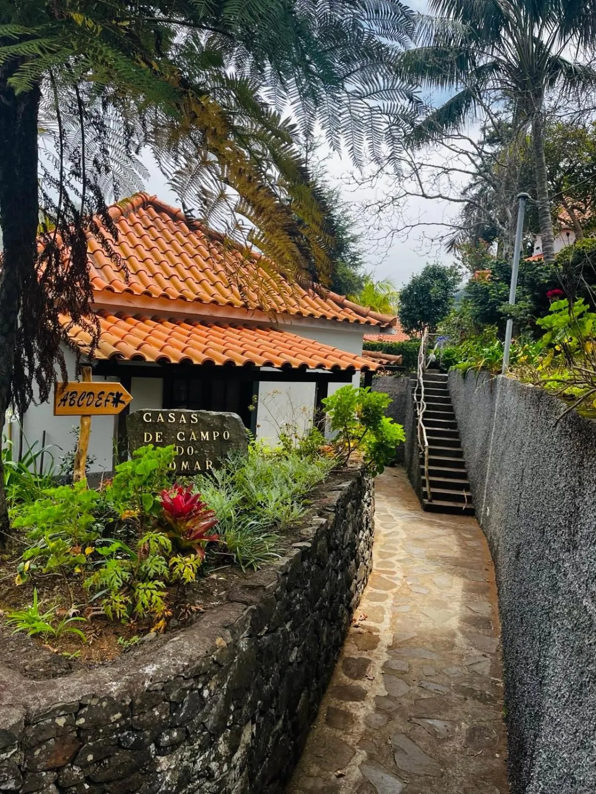 Facade/entrance in Casas de Campo do Pomar B&B - Self Check-in