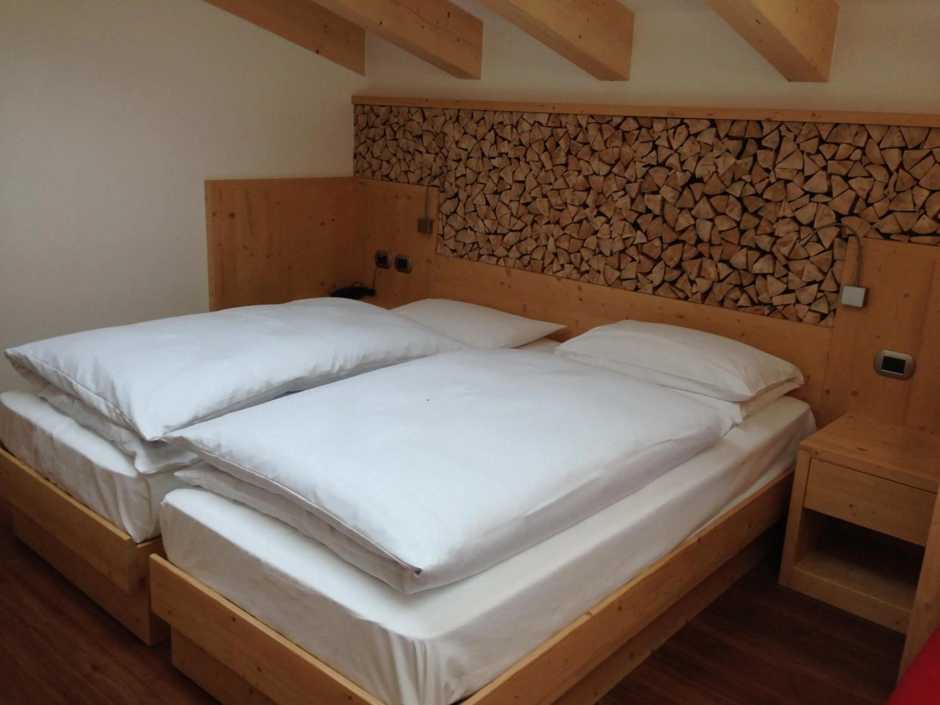 Bedroom, Bed in Hotel El Paster