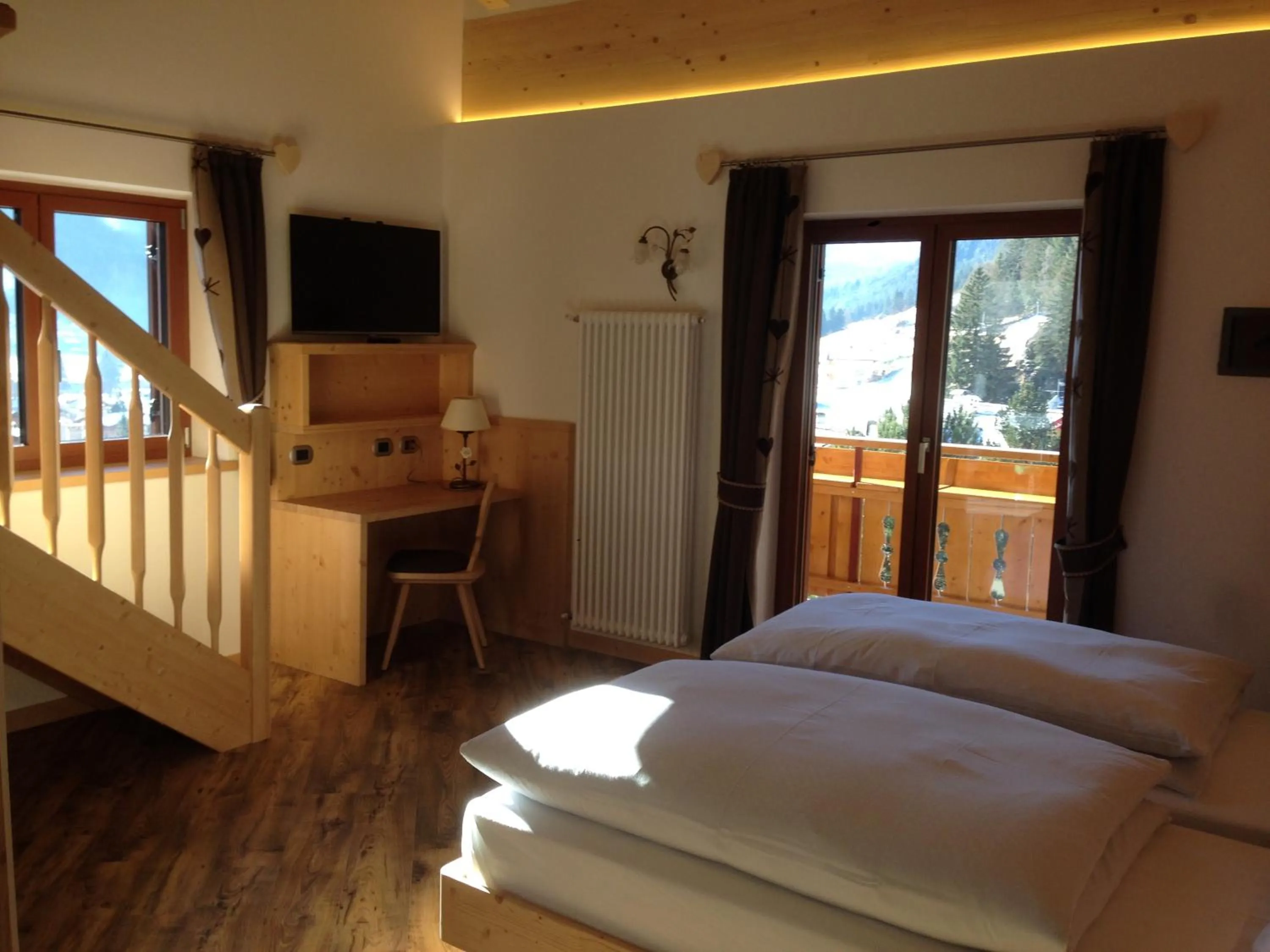 Bedroom, Bed in Hotel El Paster