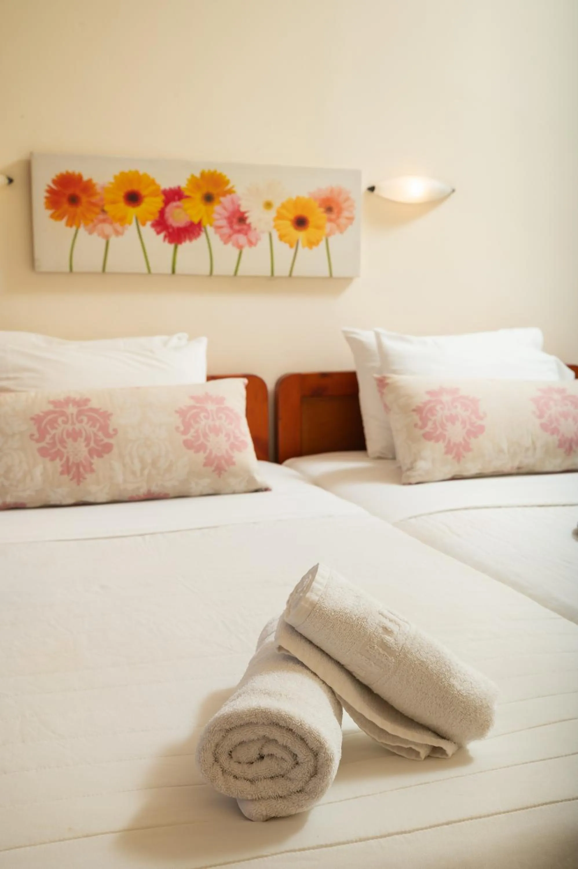 Bed in Dimitra & Evdokia Hotel