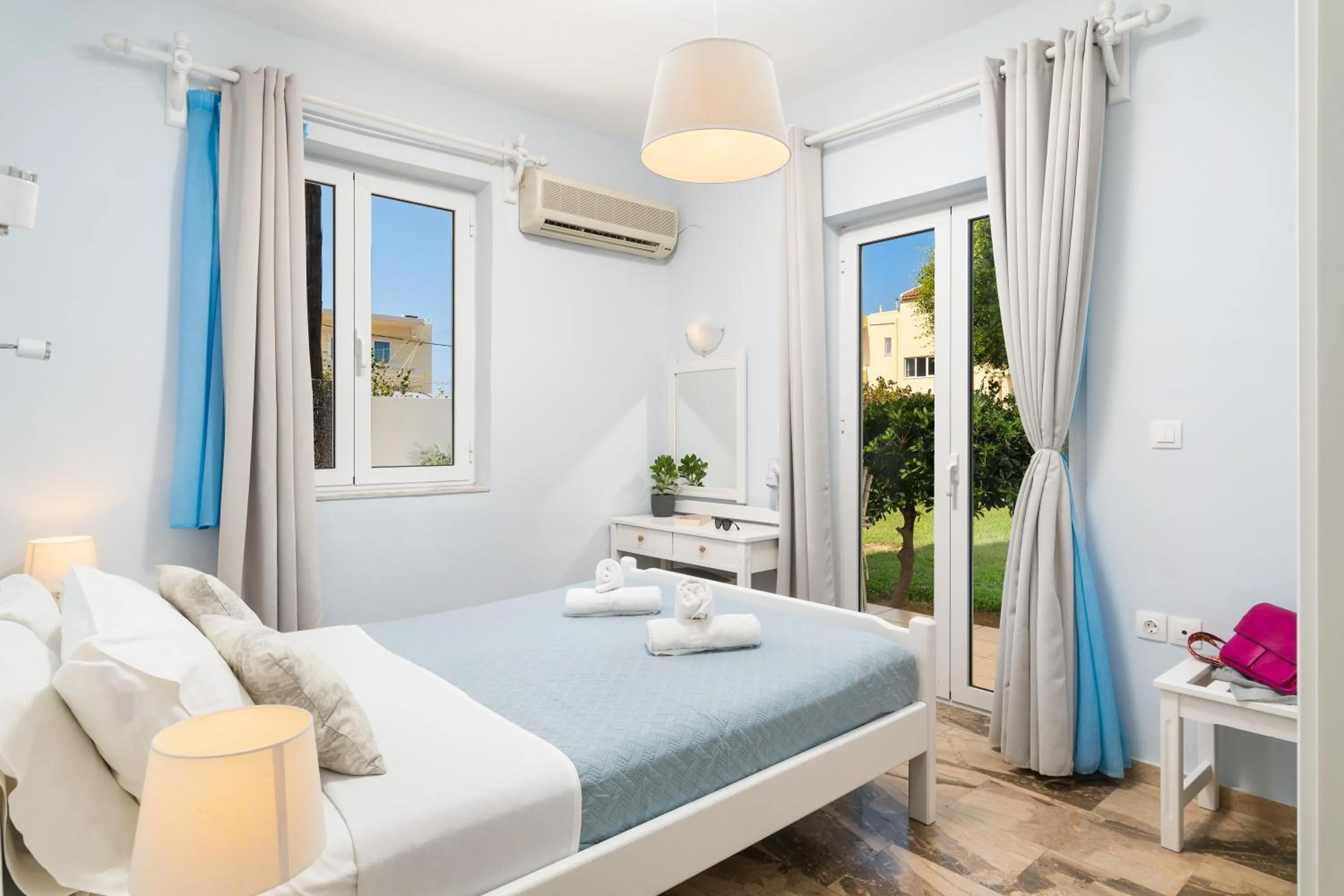 Garden, Bed in Dimitra & Evdokia Hotel