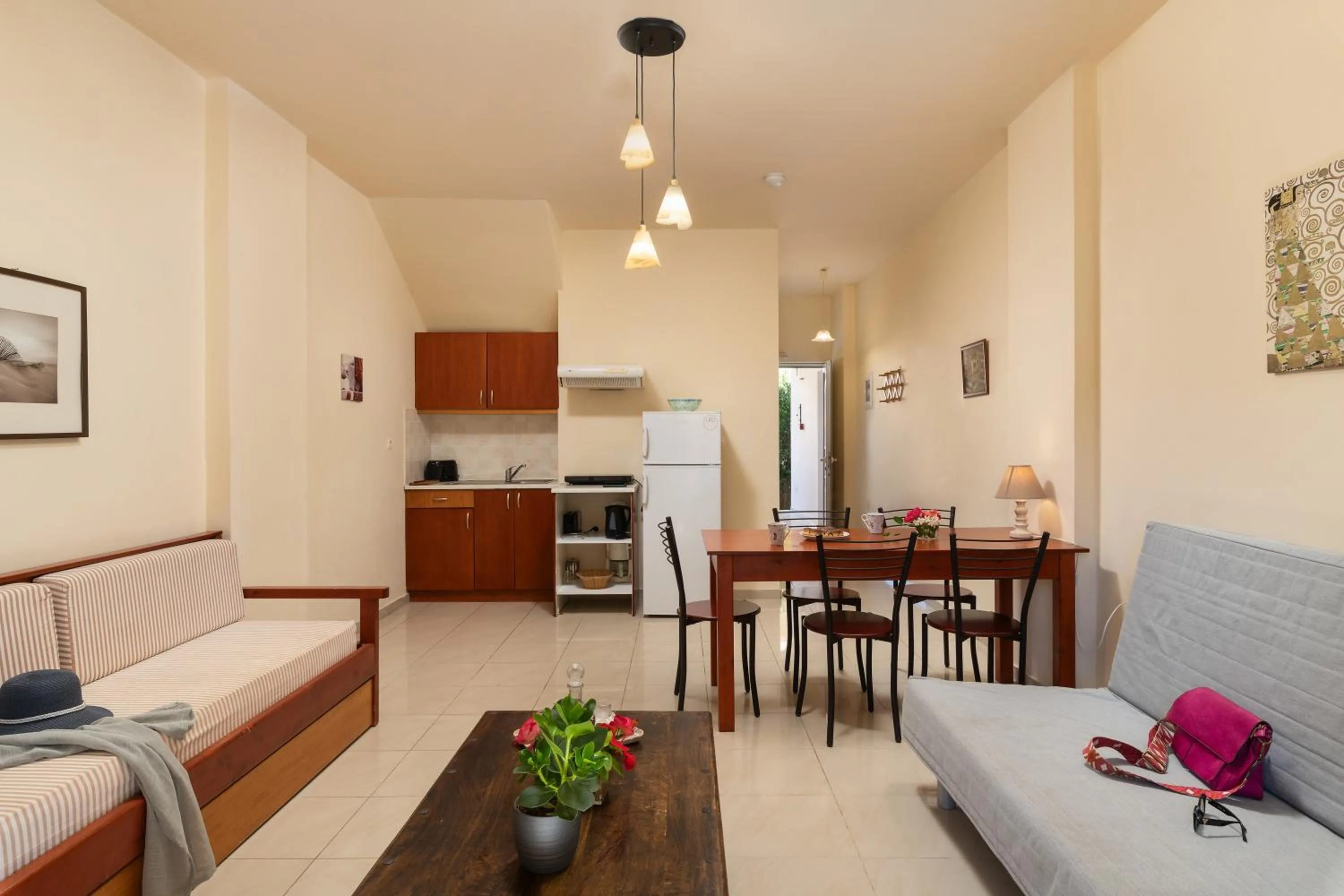 Kitchen or kitchenette in Dimitra & Evdokia Hotel