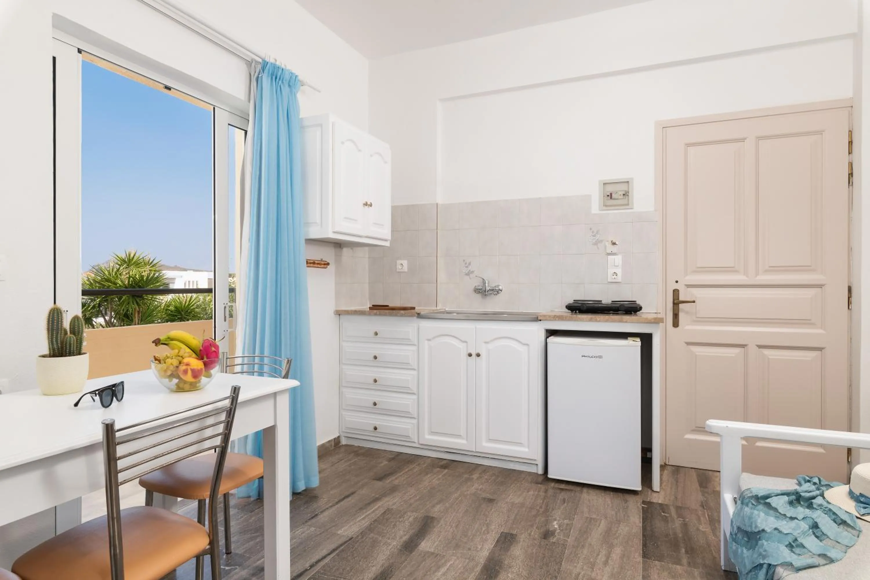 Kitchen or kitchenette in Dimitra & Evdokia Hotel