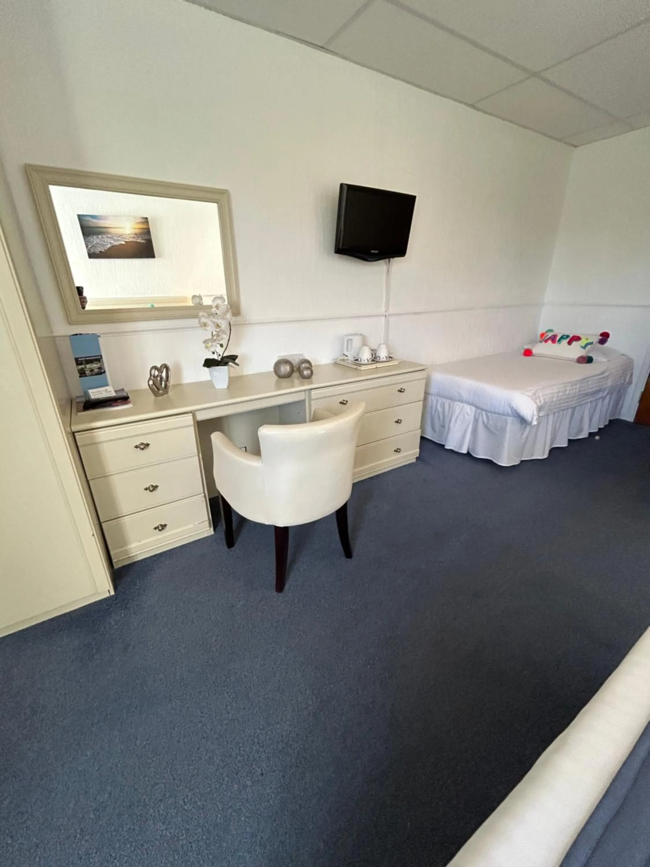 Bed in Westhill Country Hotel