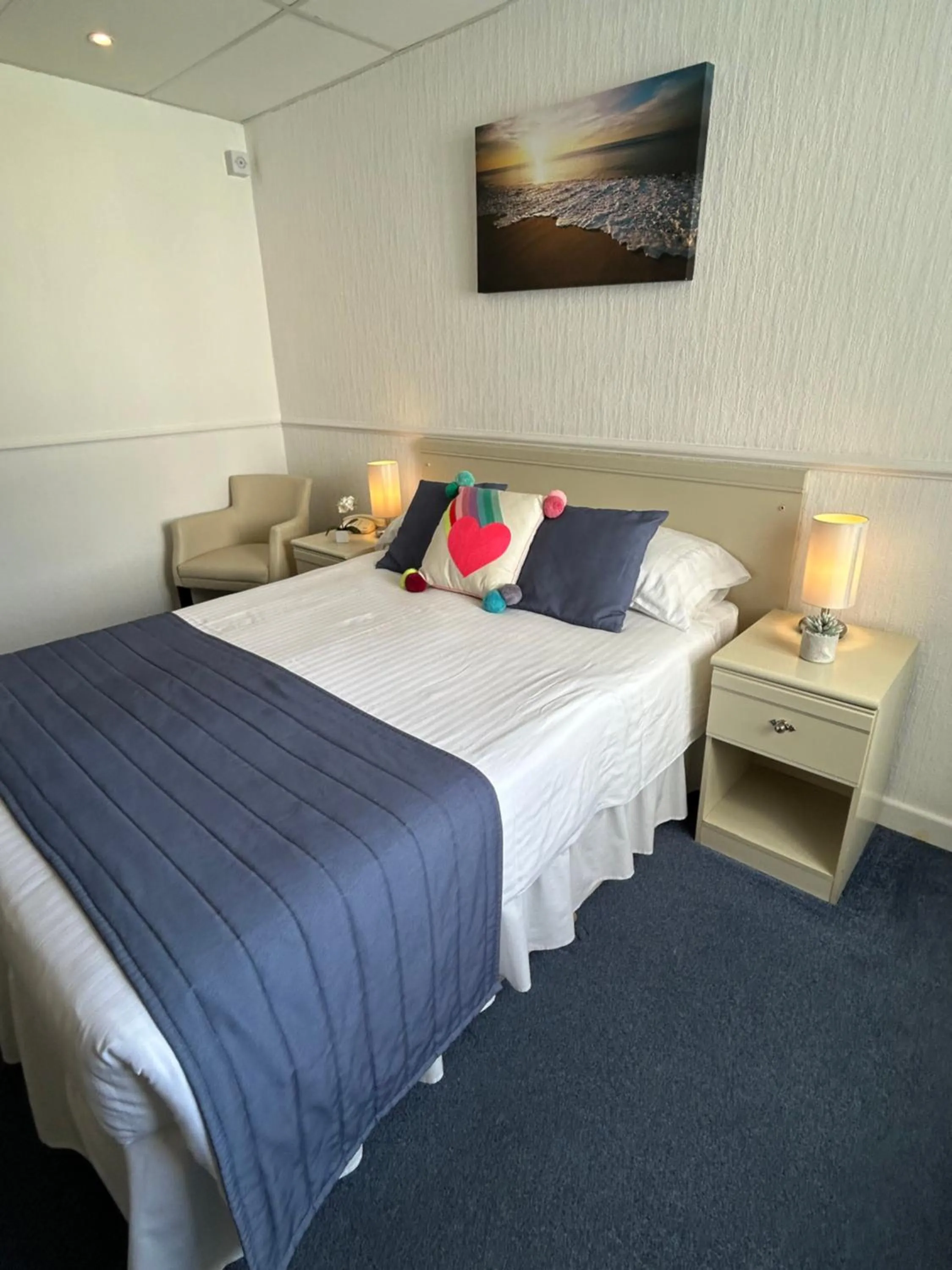 Bed in Westhill Country Hotel