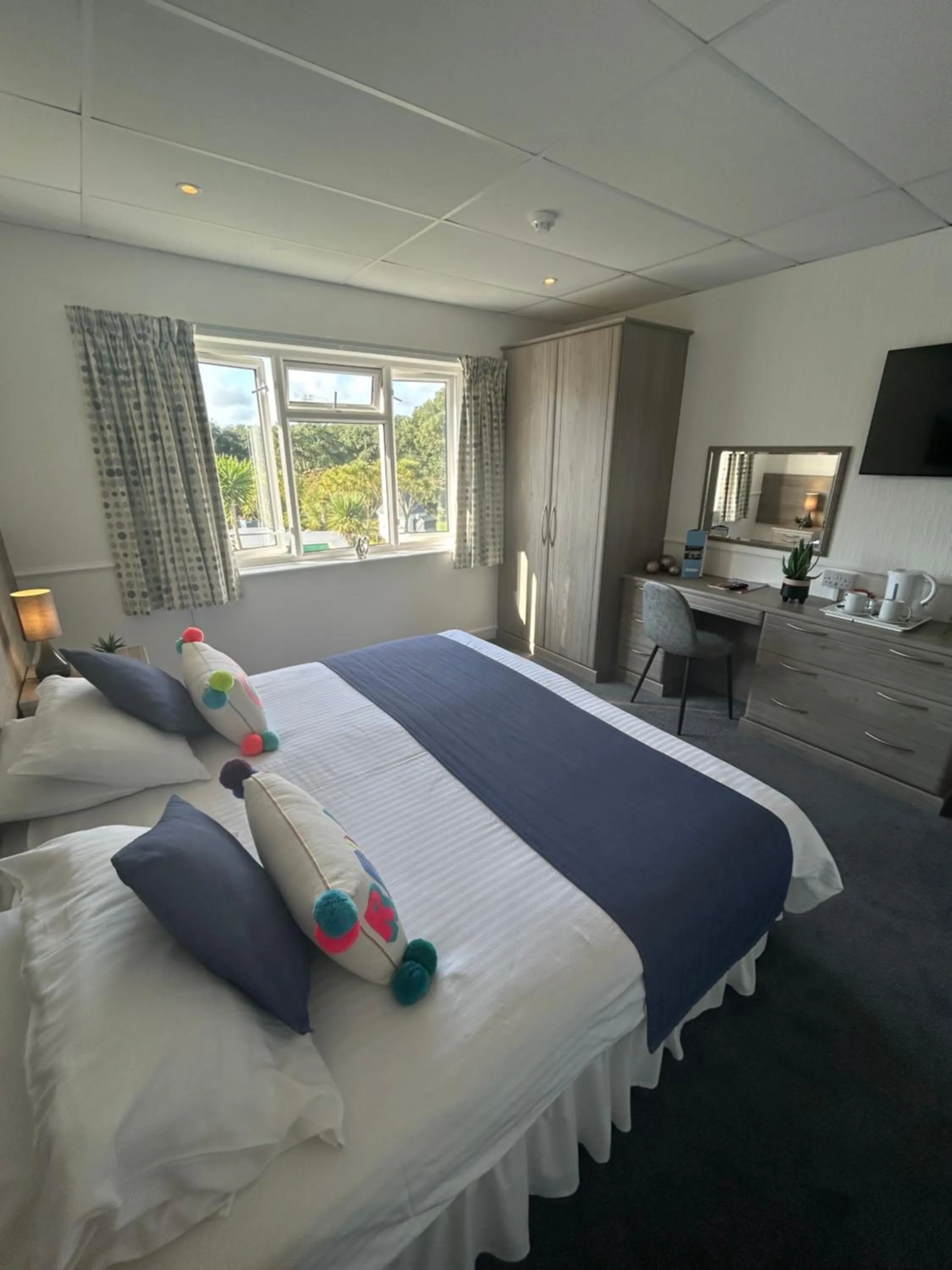 Bed in Westhill Country Hotel