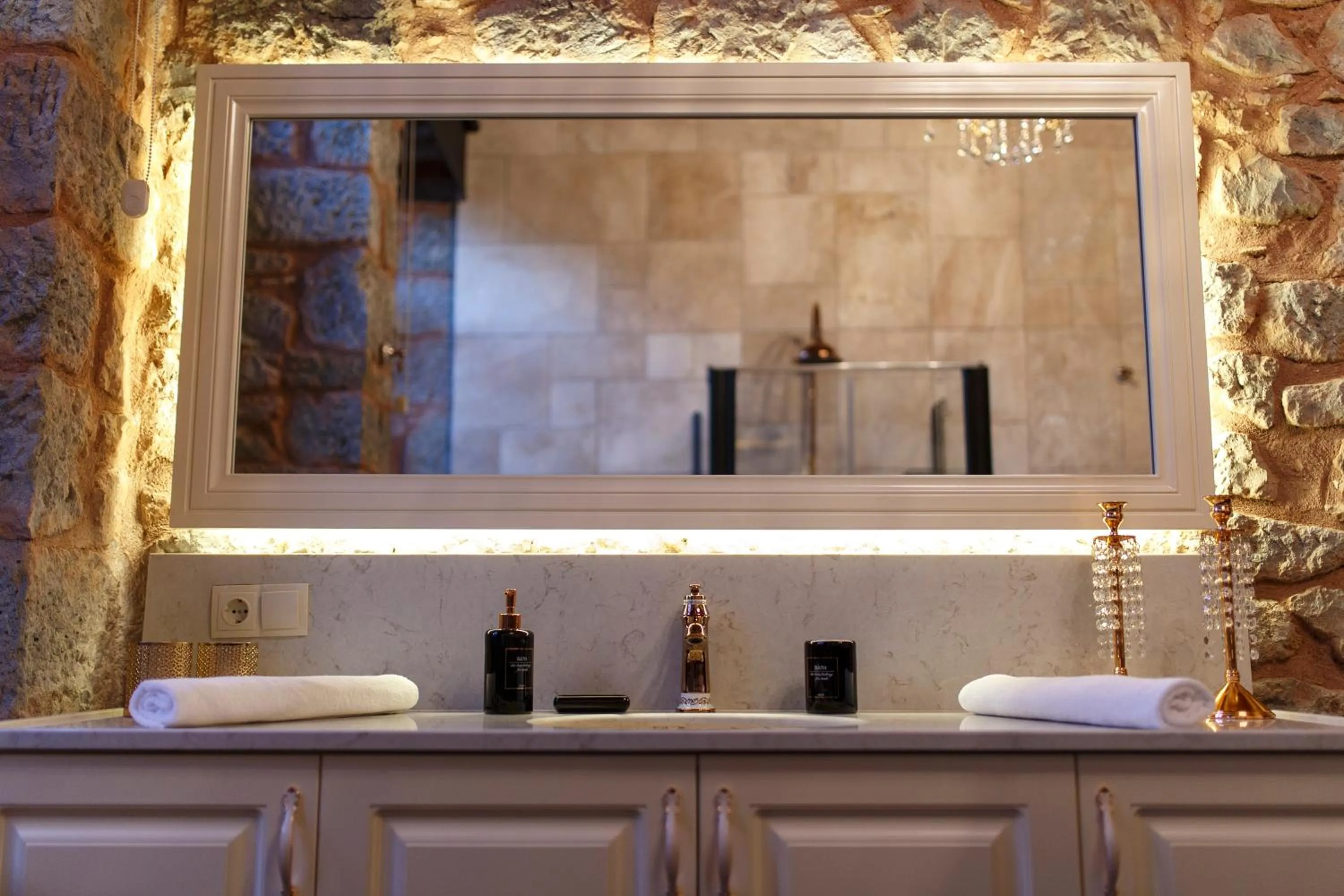 Bathroom in Verula City Luxury Villa