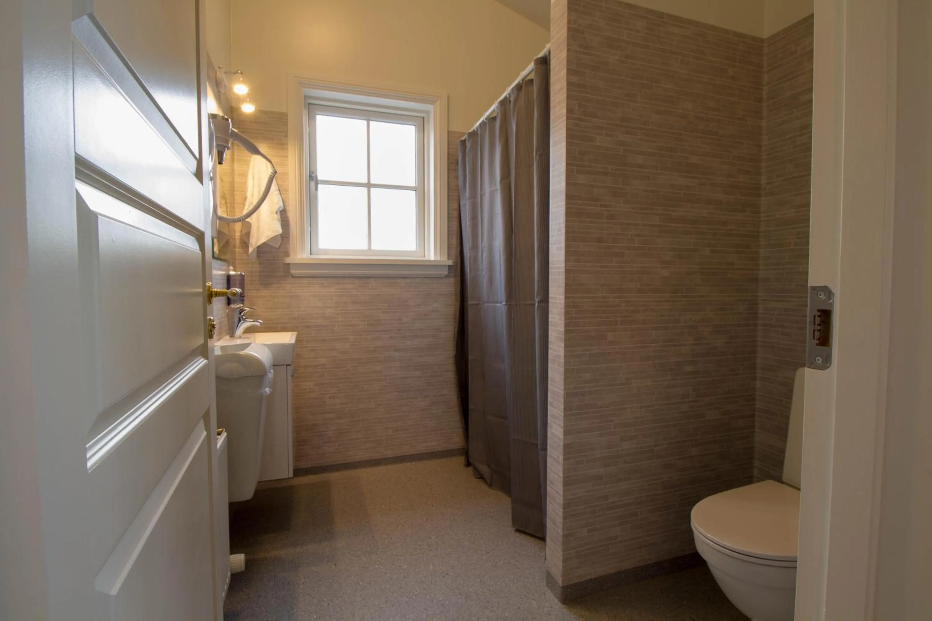 Bathroom in Hotel Hjardarbol