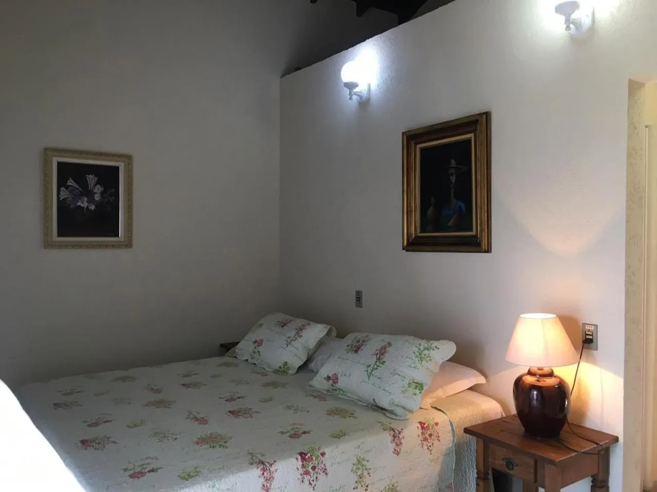 Decorative detail, Bed in Pousada Irmãos do Mar