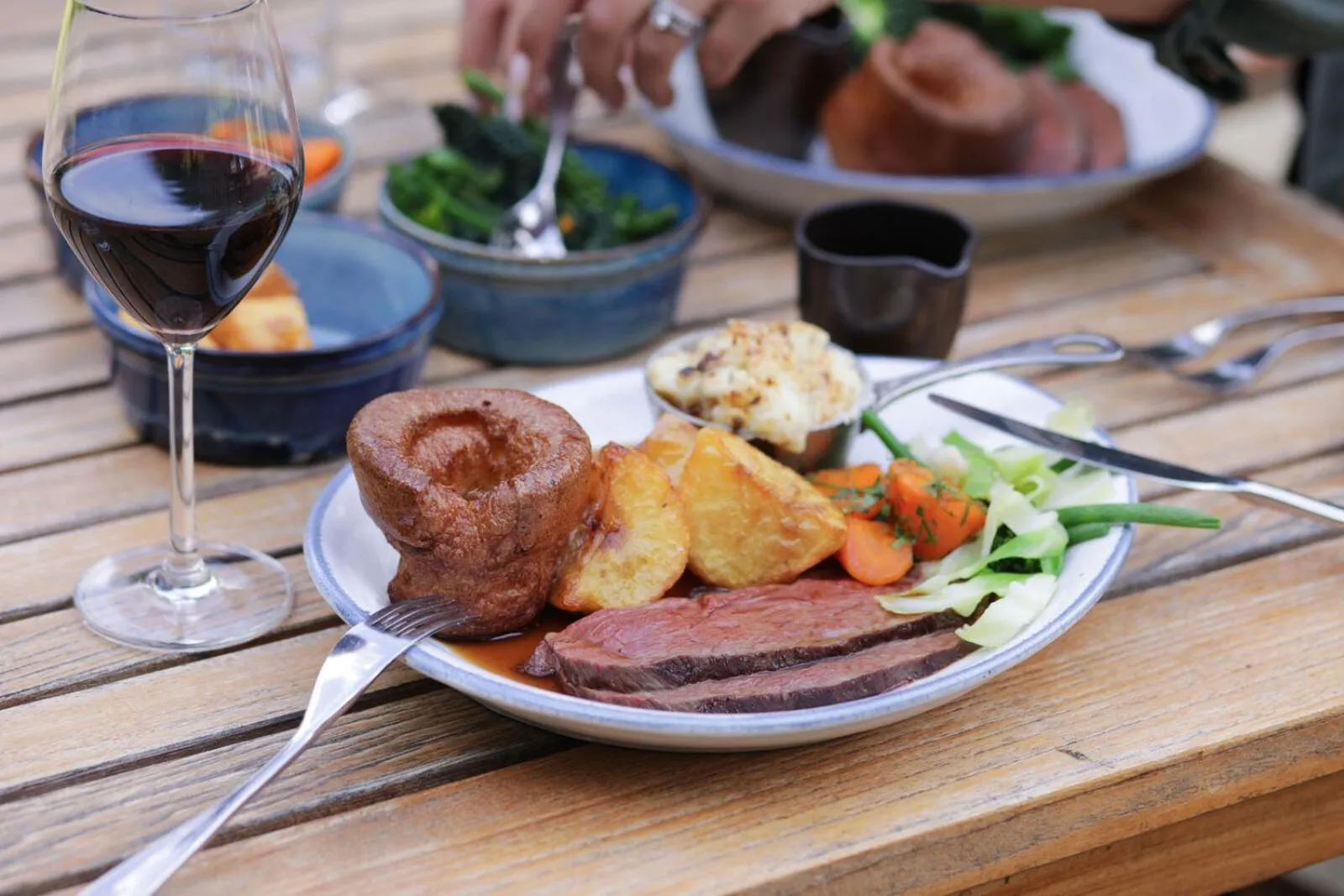 Restaurant/places to eat in The Fish Hotel