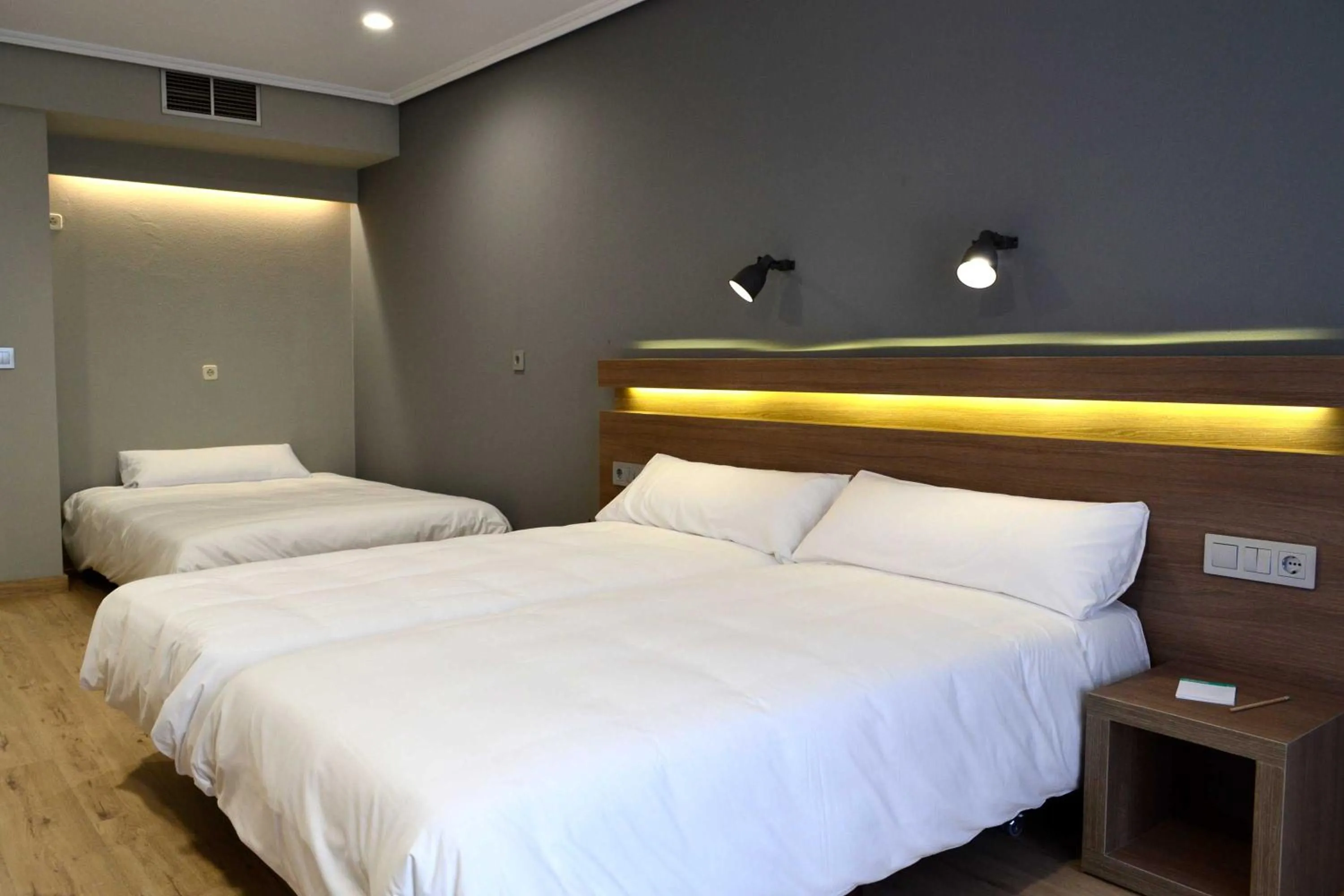 Bed in Hotel Alda Sada Marina