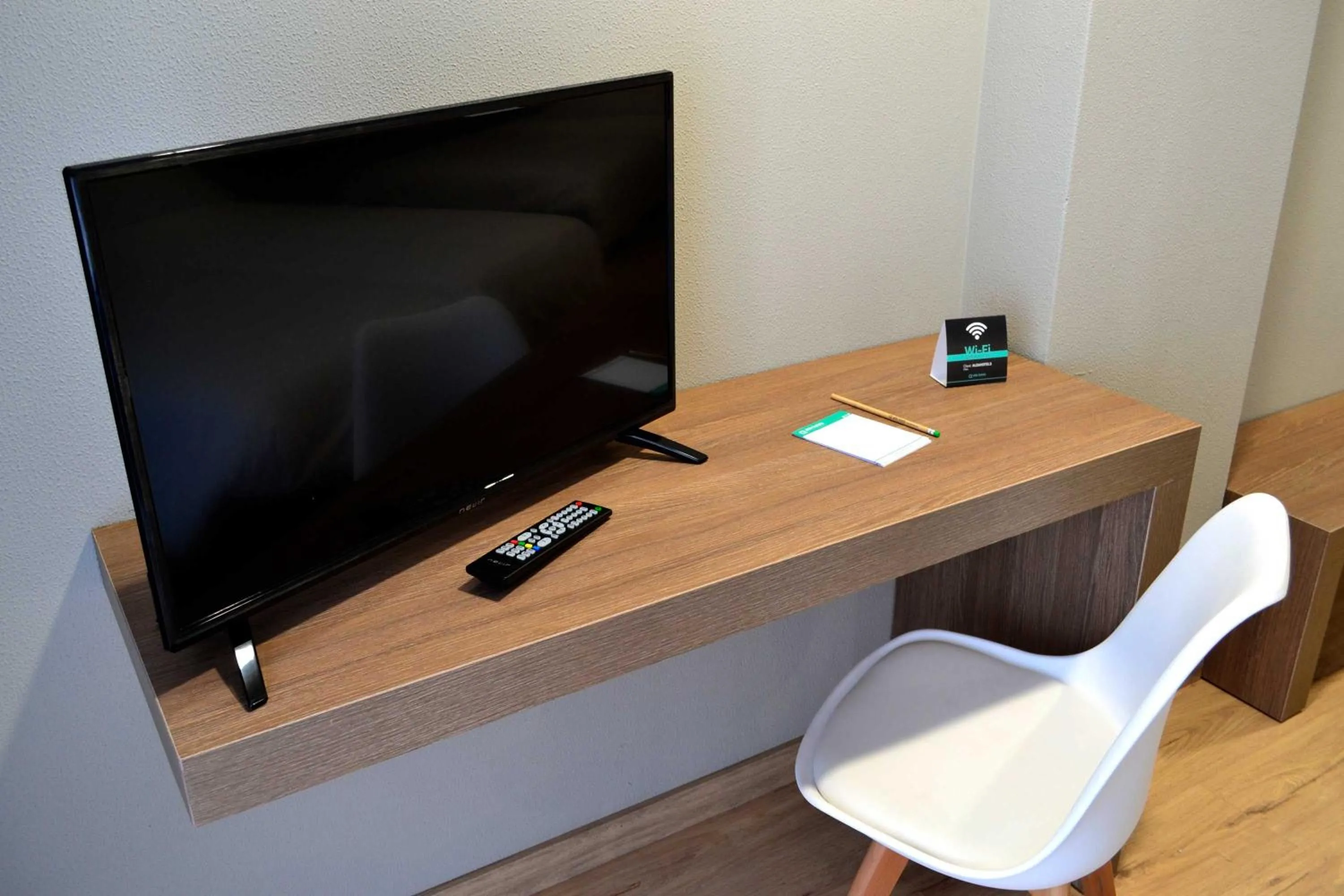 TV and multimedia in Hotel Alda Sada Marina