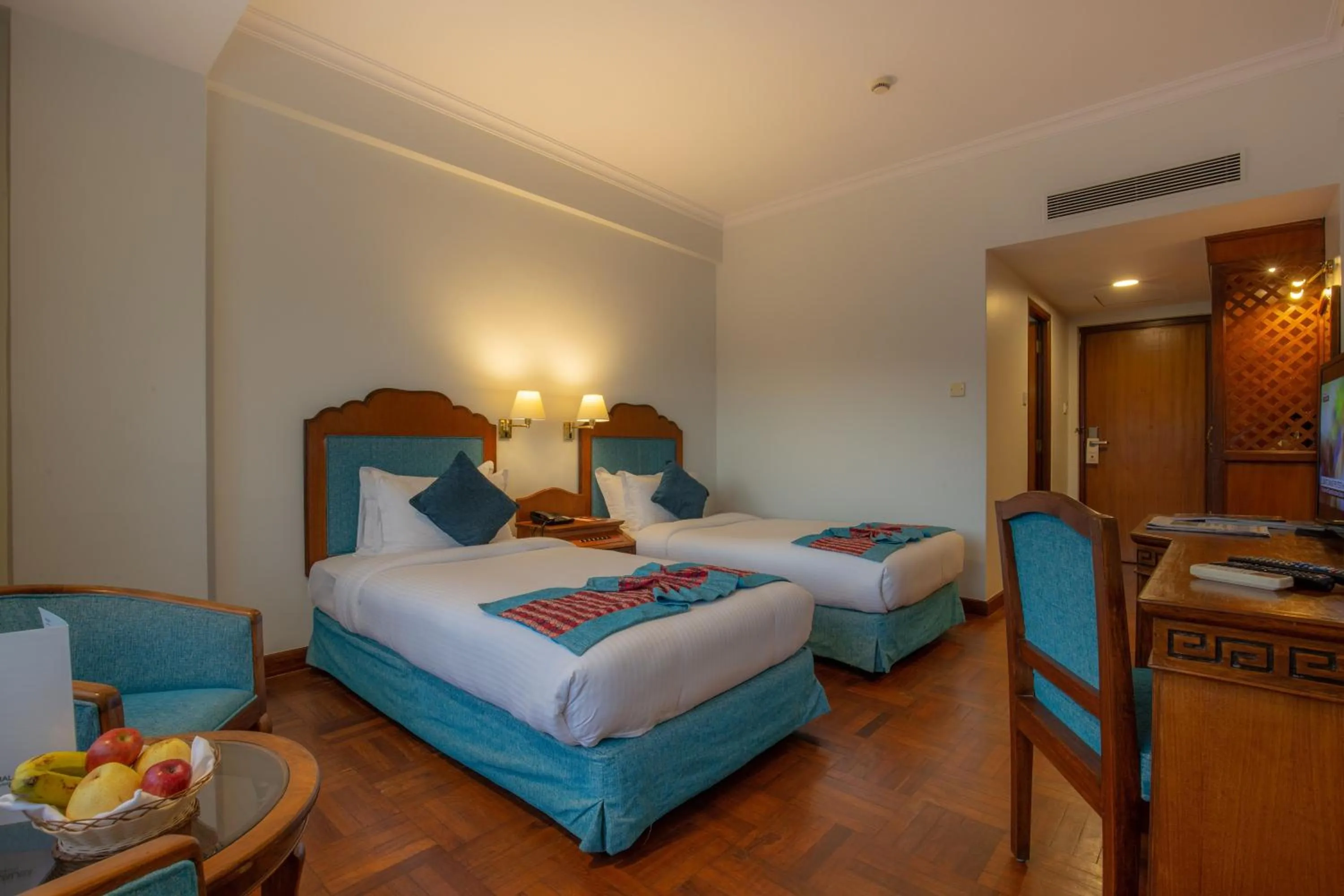 Bedroom, Bed in Hotel Le Himalaya