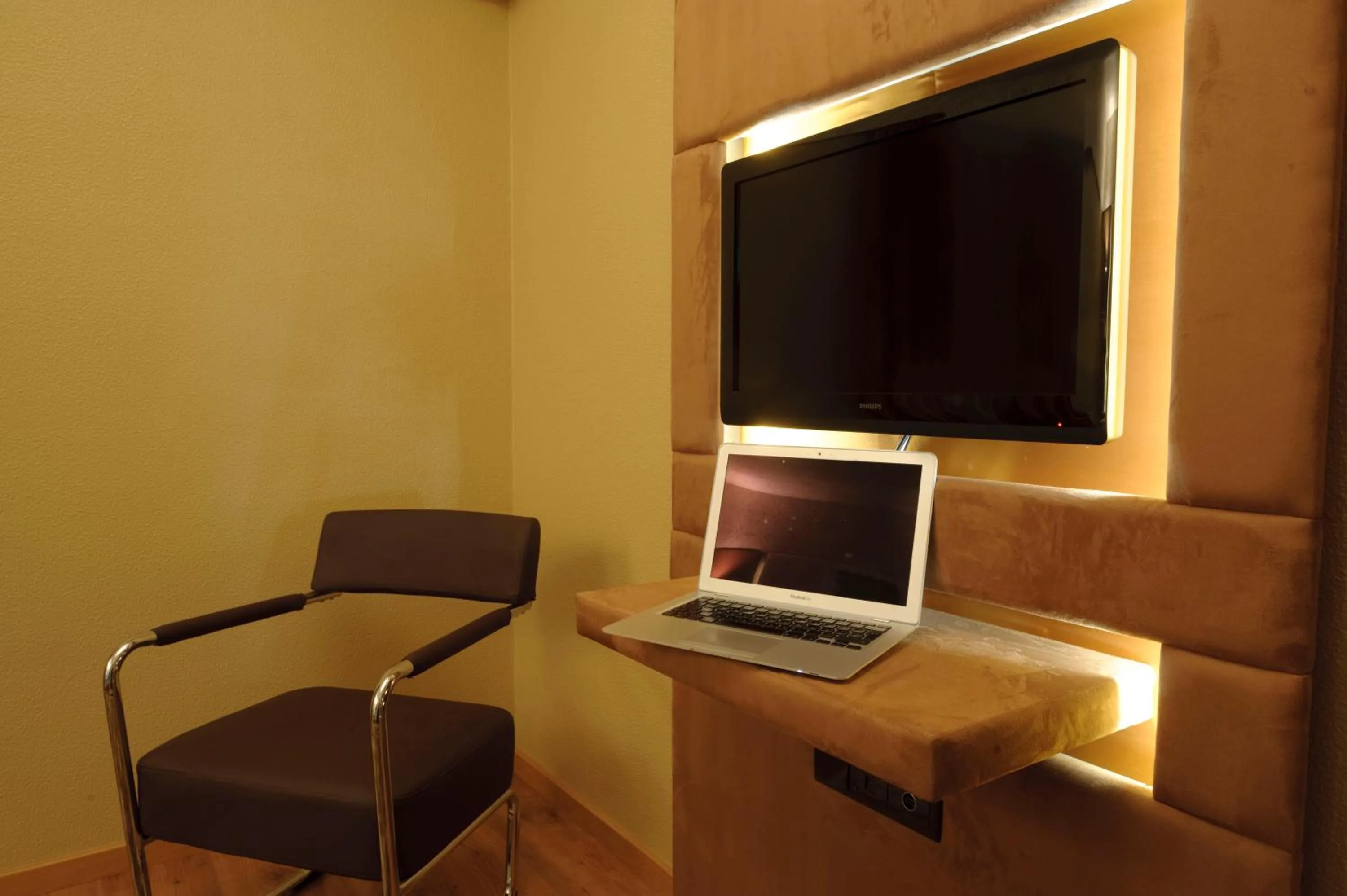 TV and multimedia in Sever Rio Hotel