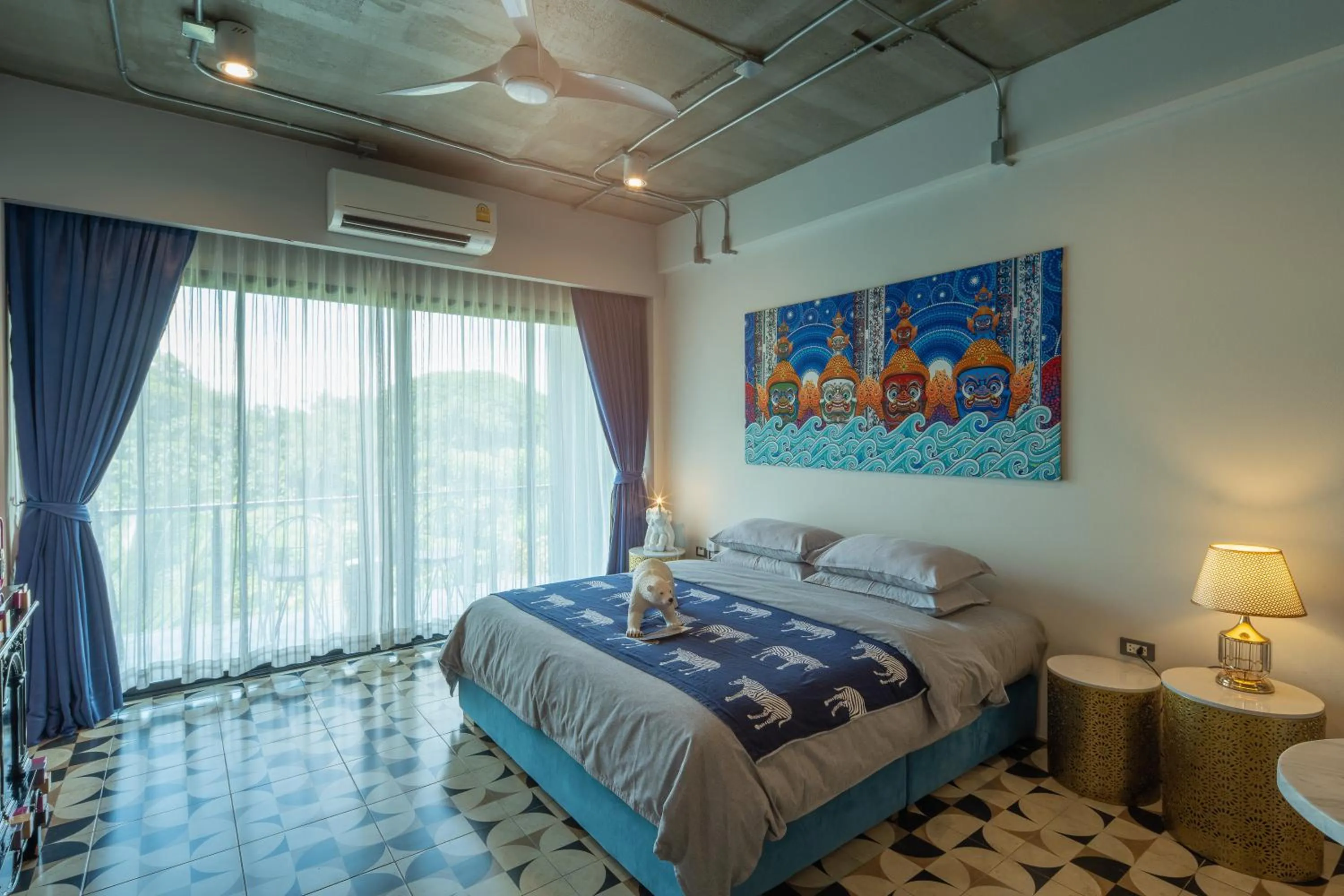 Bed in River Art Hotel