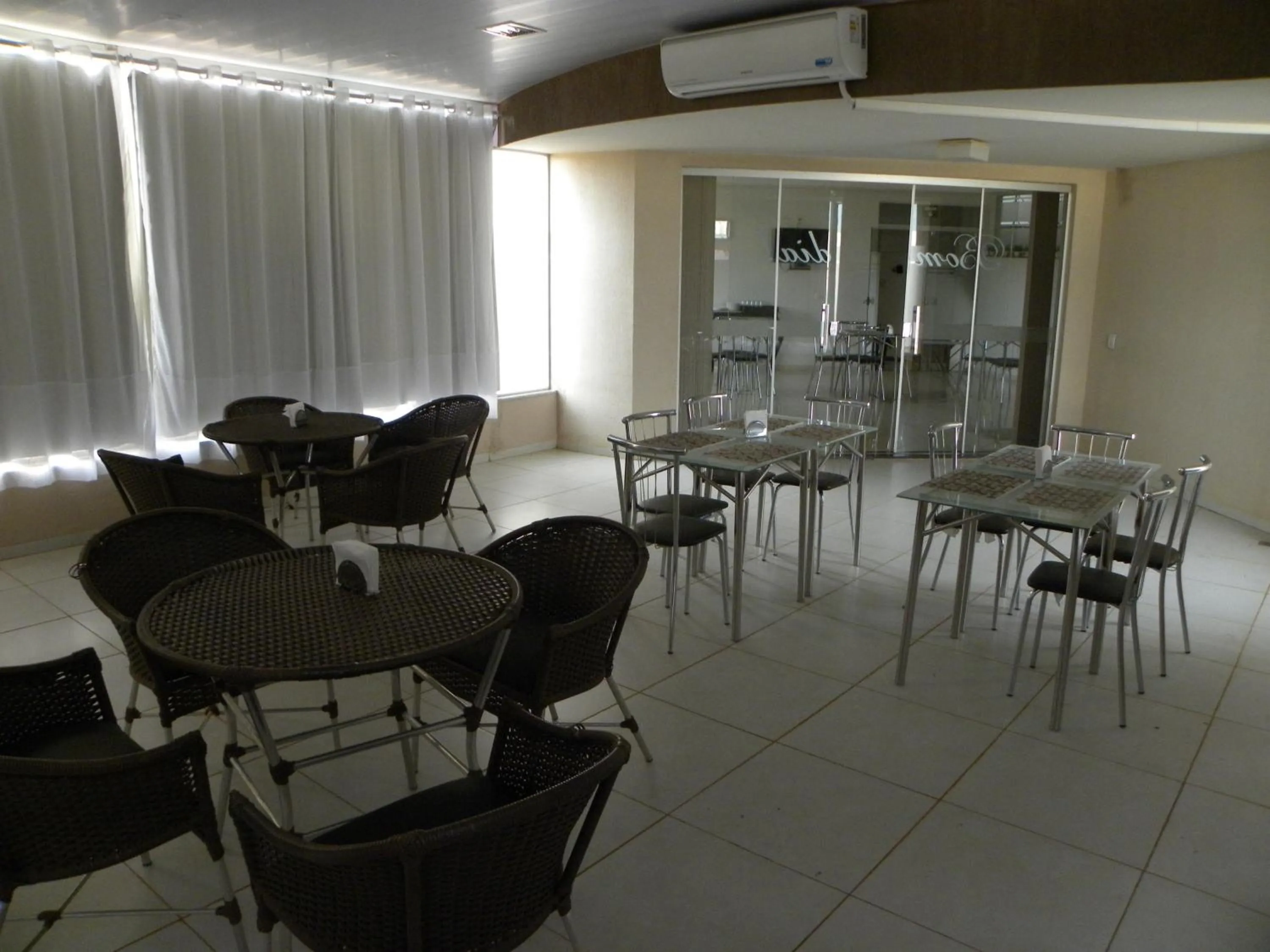 Banquet/Function facilities in Executive Hotel MT