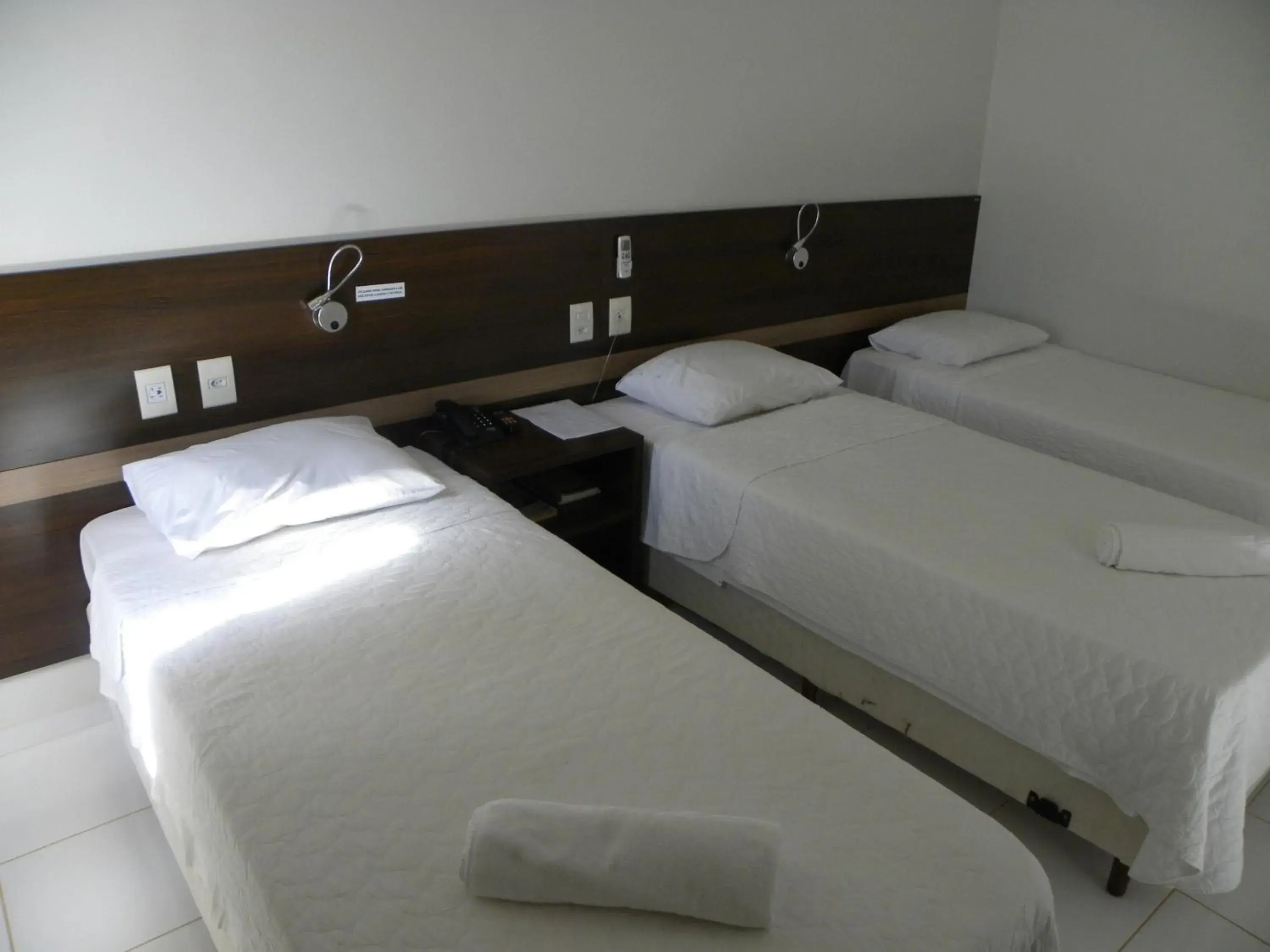 Triple Room in Executive Hotel MT Triple Room in Executive Hotel MT