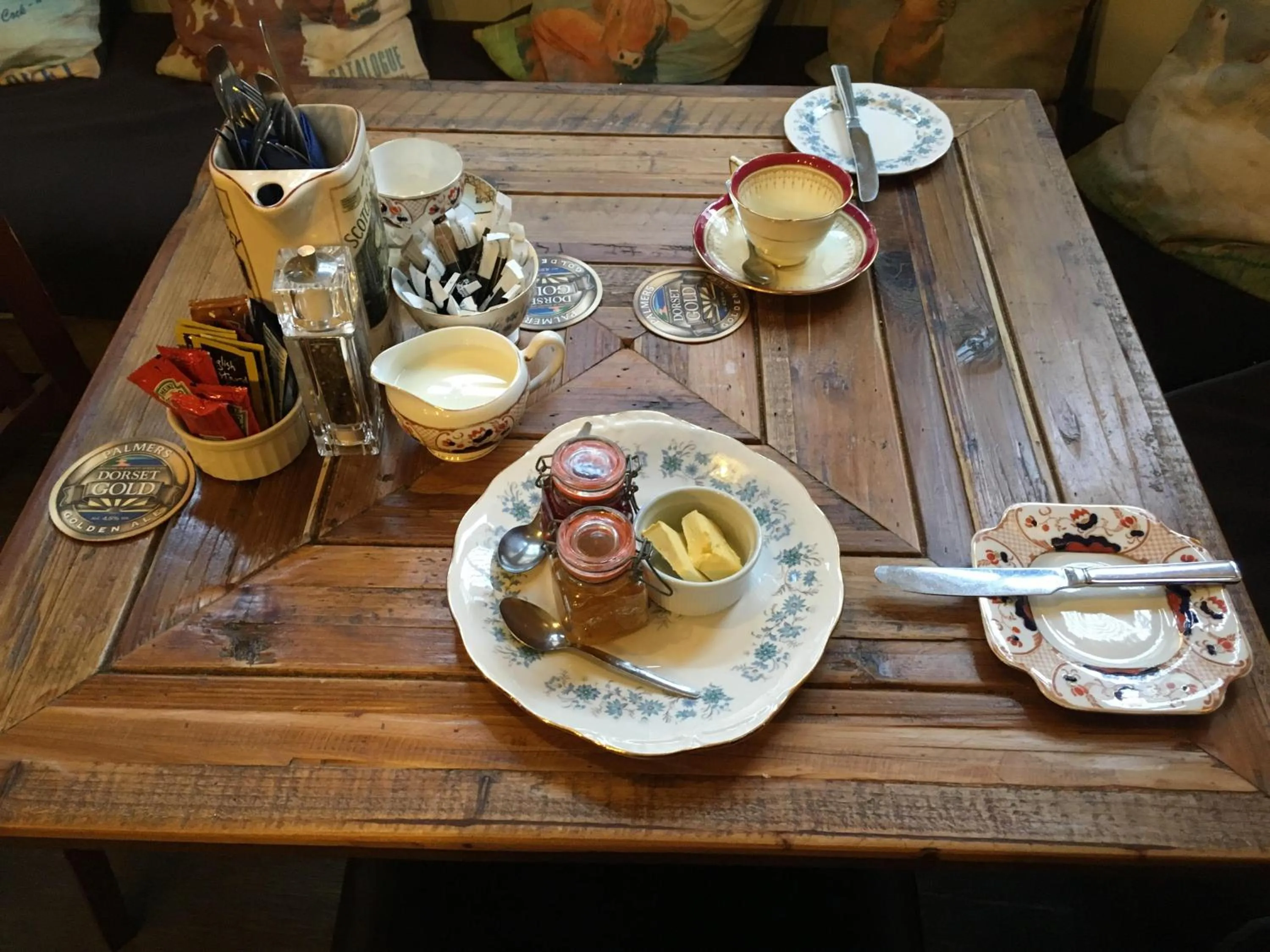 Dining area in Phelips Arms