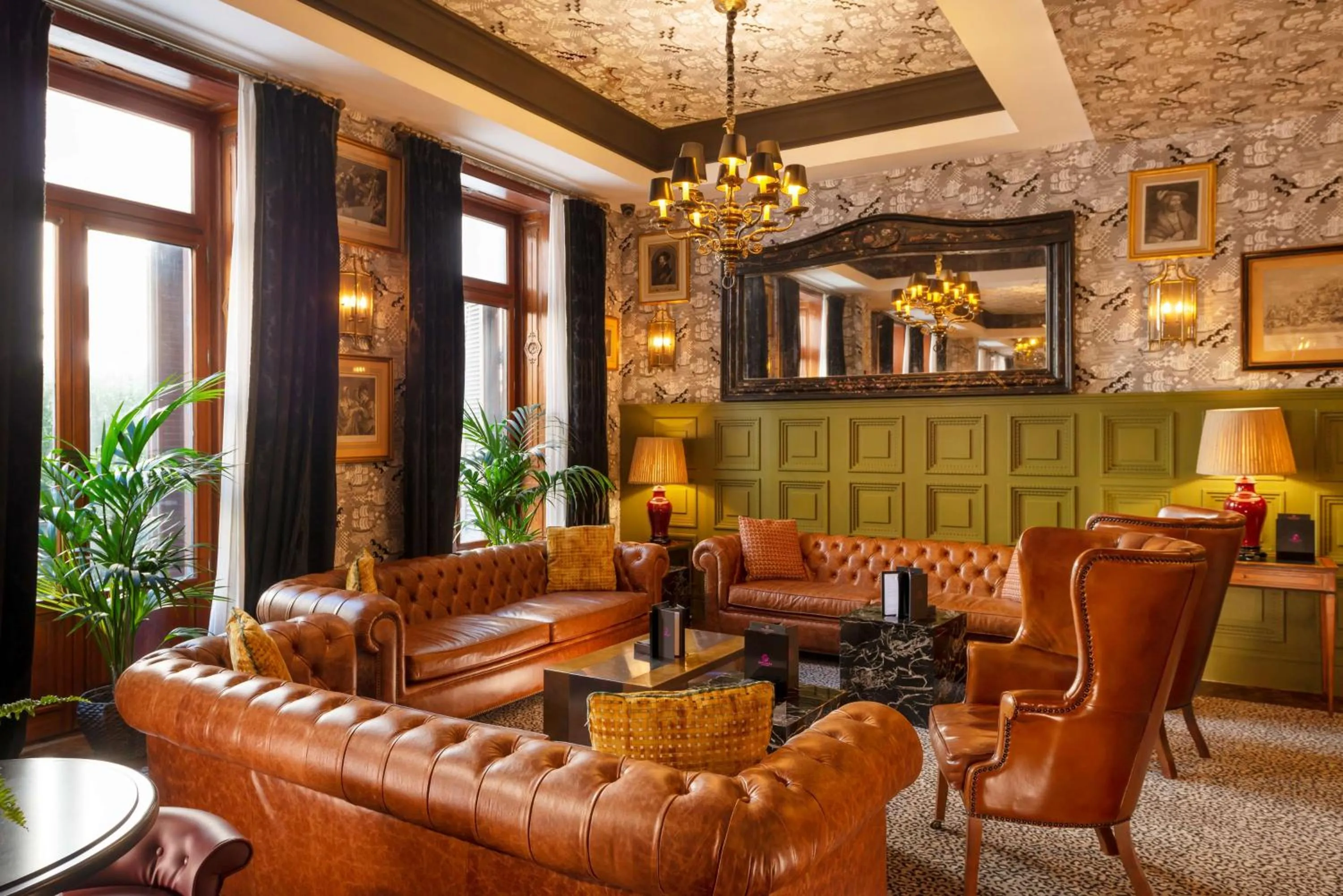 Lounge or bar in NH Collection Colón Valencia