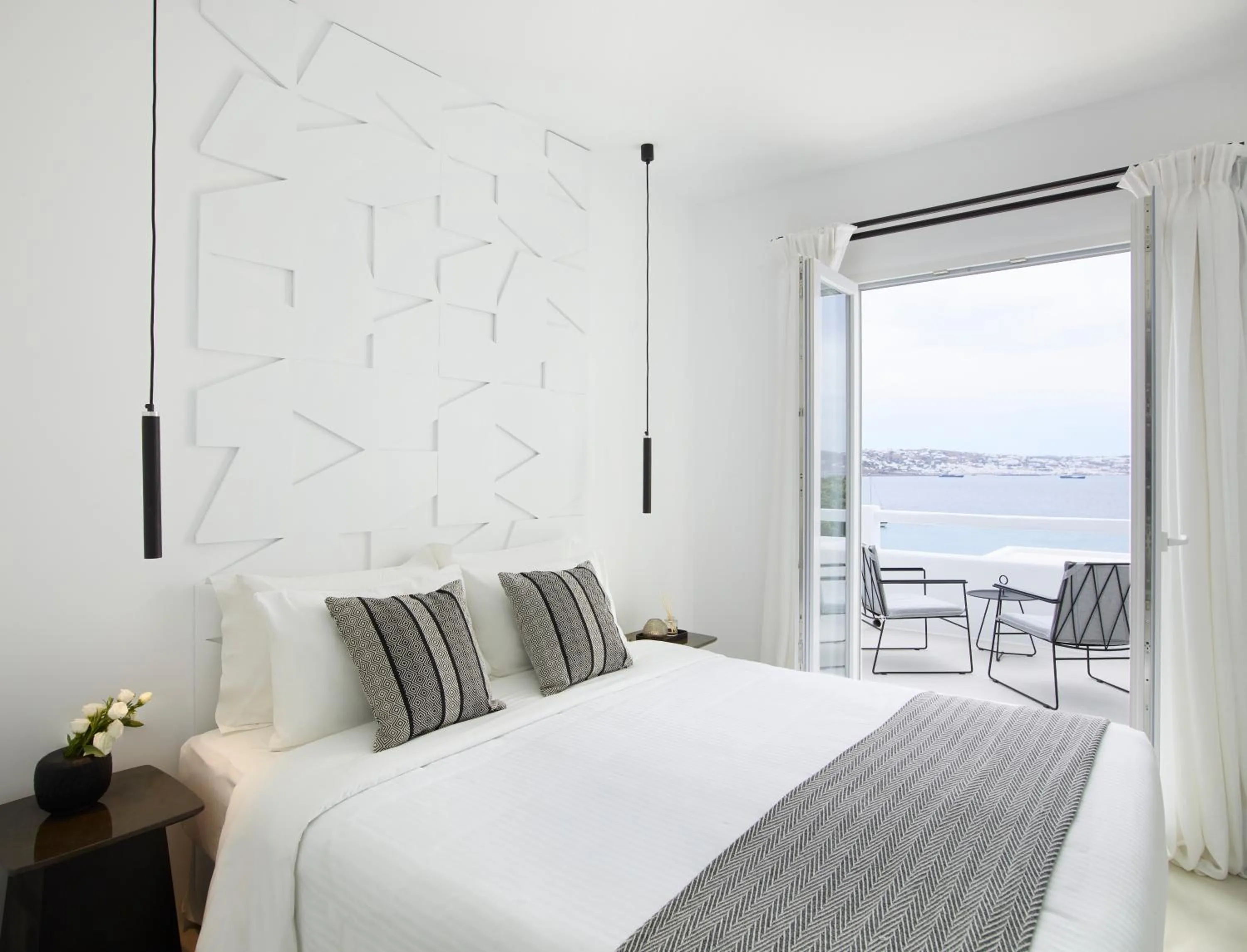 Bedroom, Bed in Nimbus Mykonos