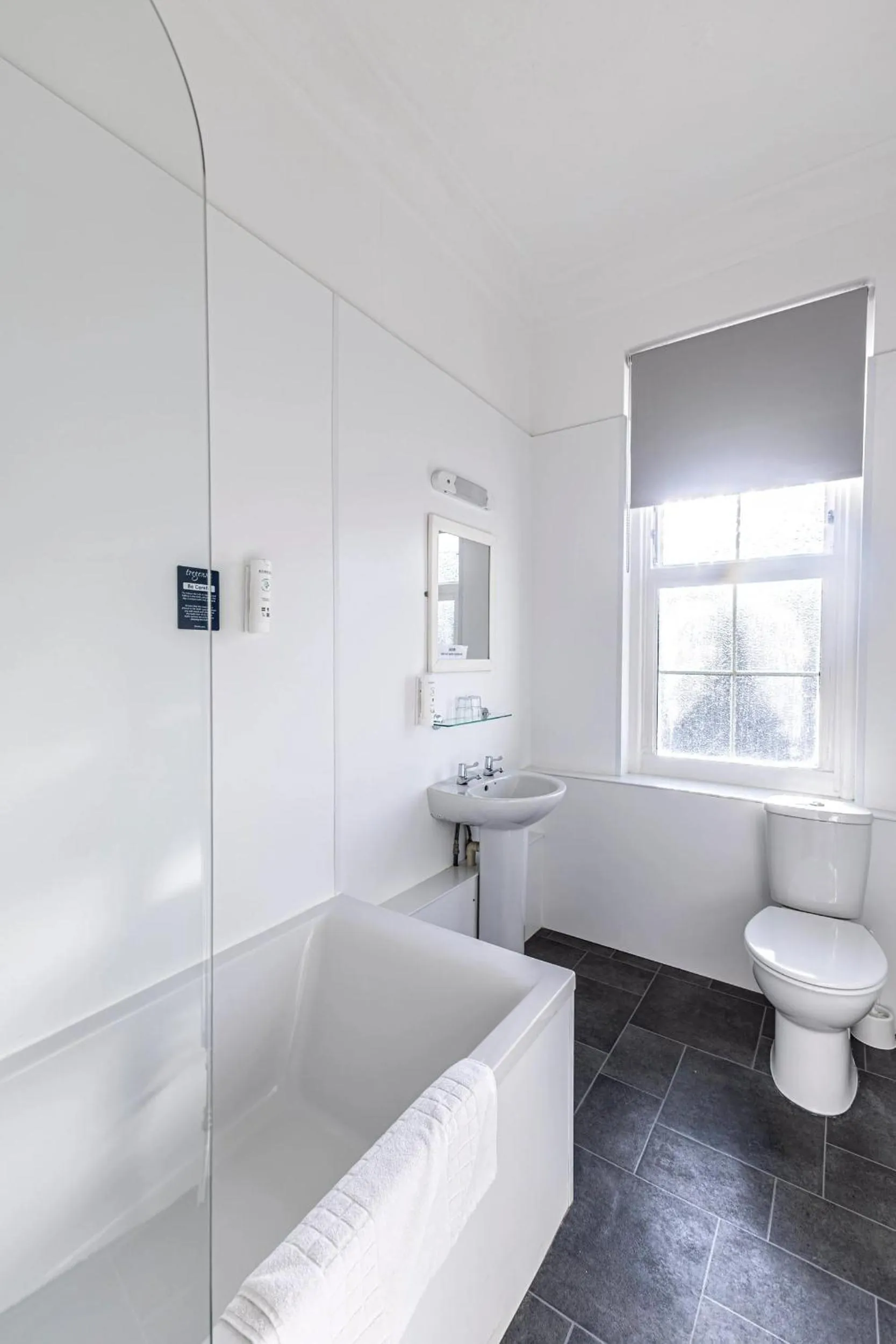 Toilet in Tregenna Castle Resort