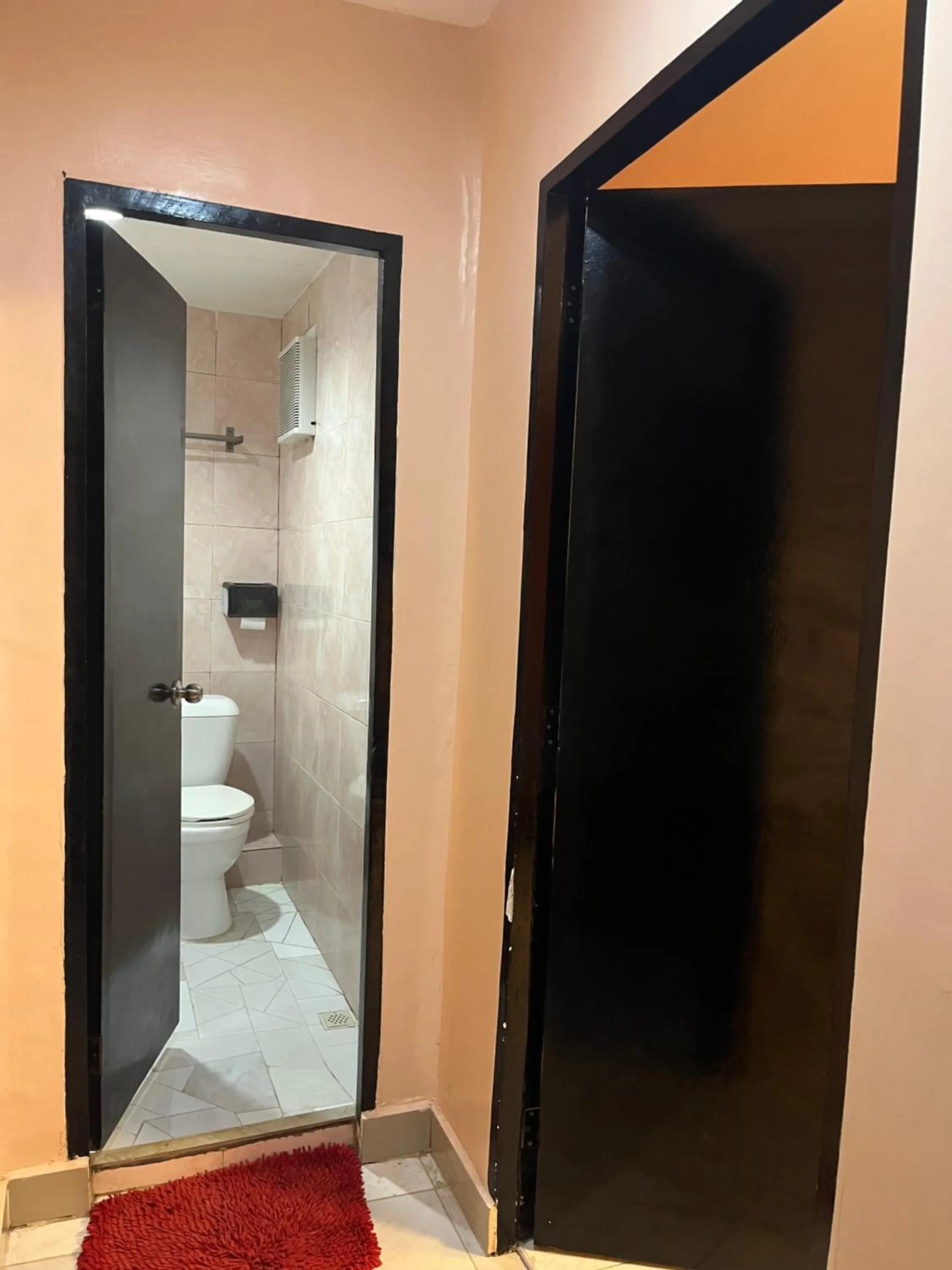 HalfWay House Hostel Mactan Cebu Airport