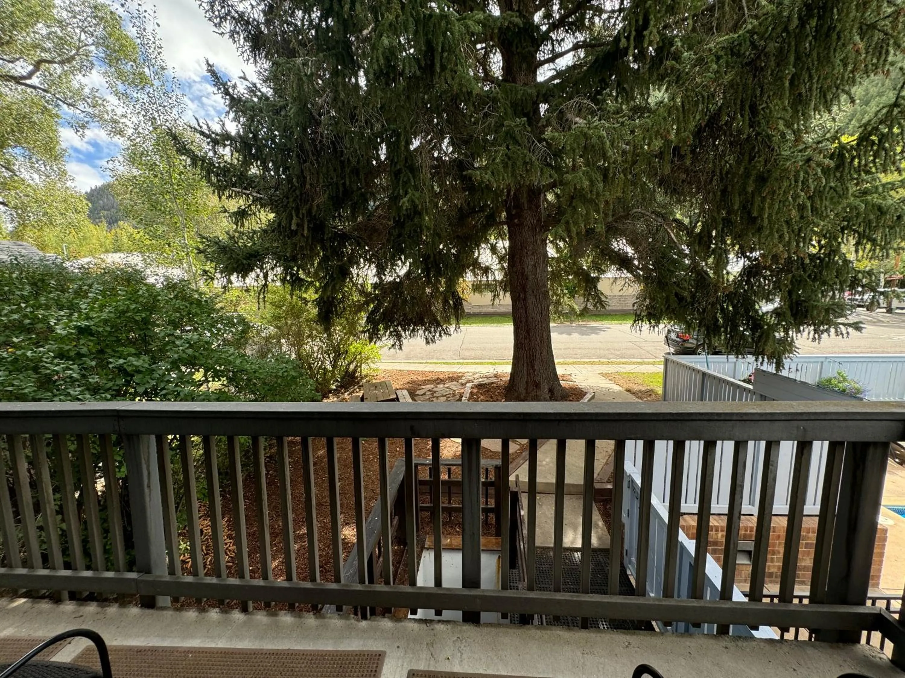 Shadow Mountain Lodge