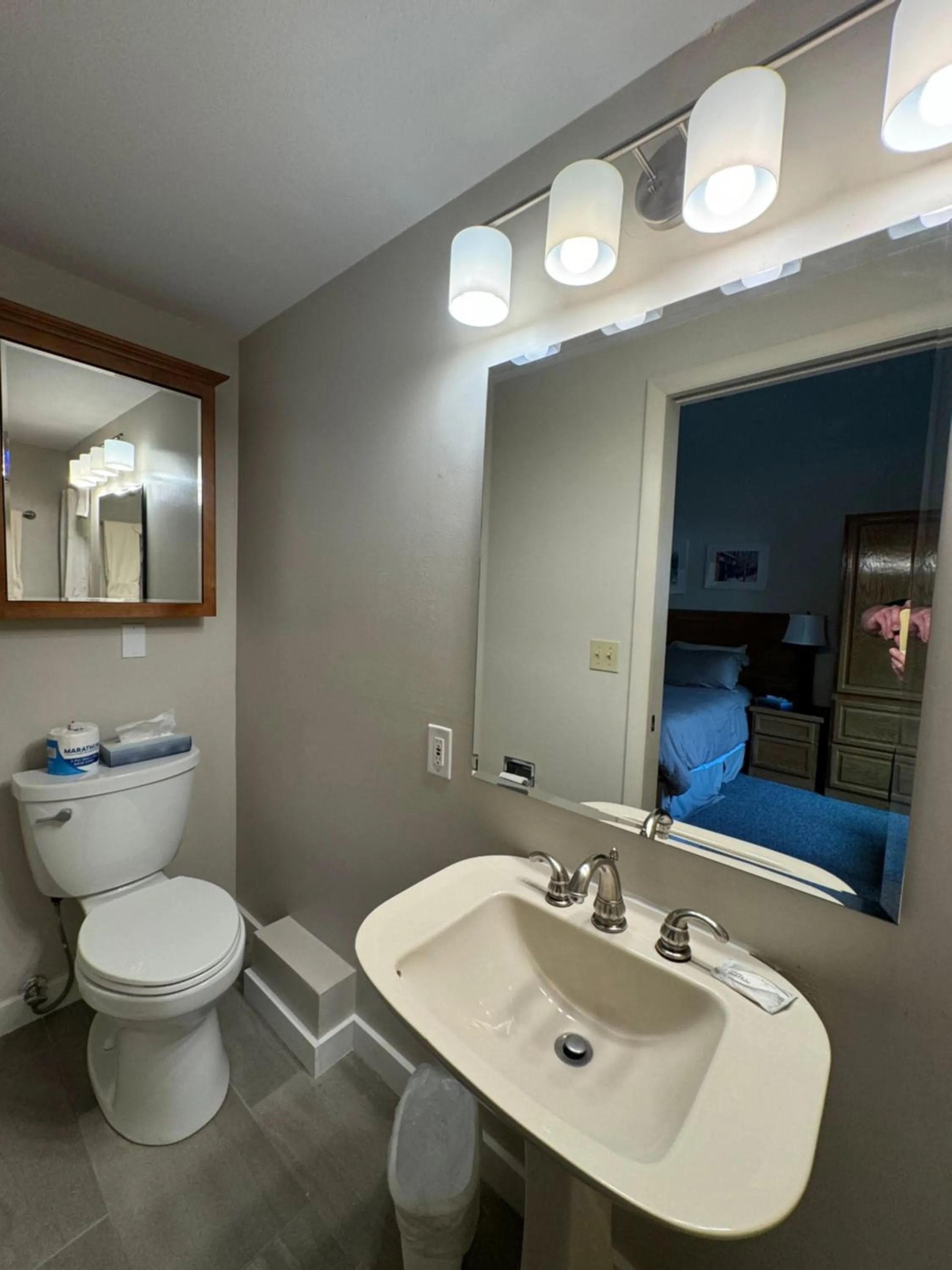 Shadow Mountain Lodge