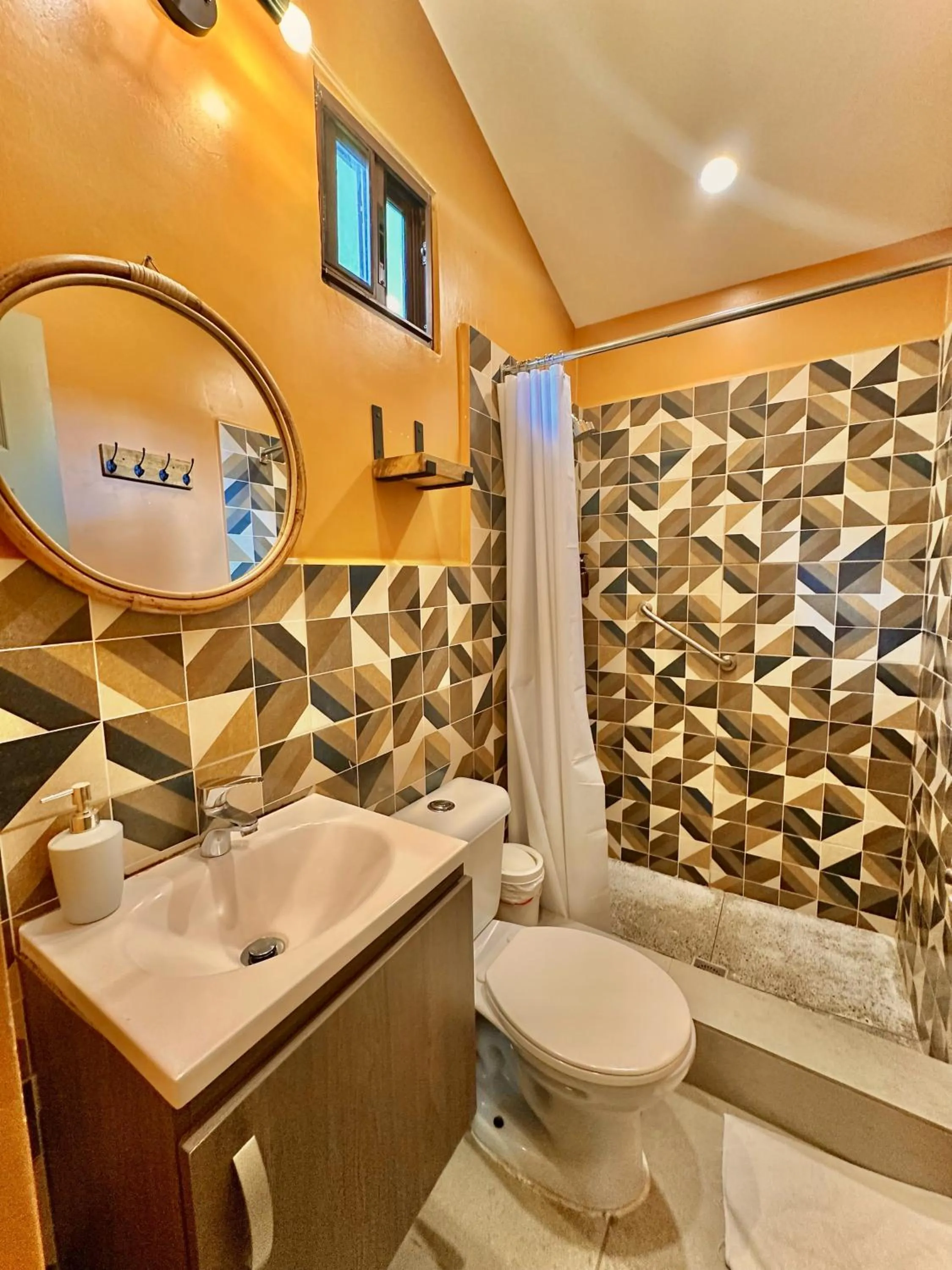 Bathroom in Socialtel Boquete