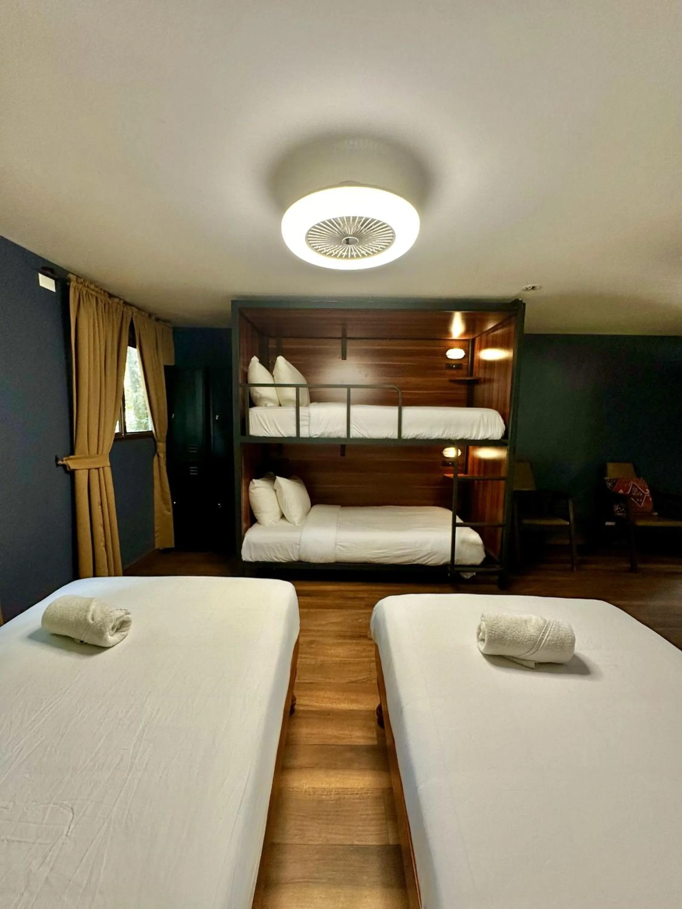 bunk bed, Bed in ONDA Boquete - En Desarrollo