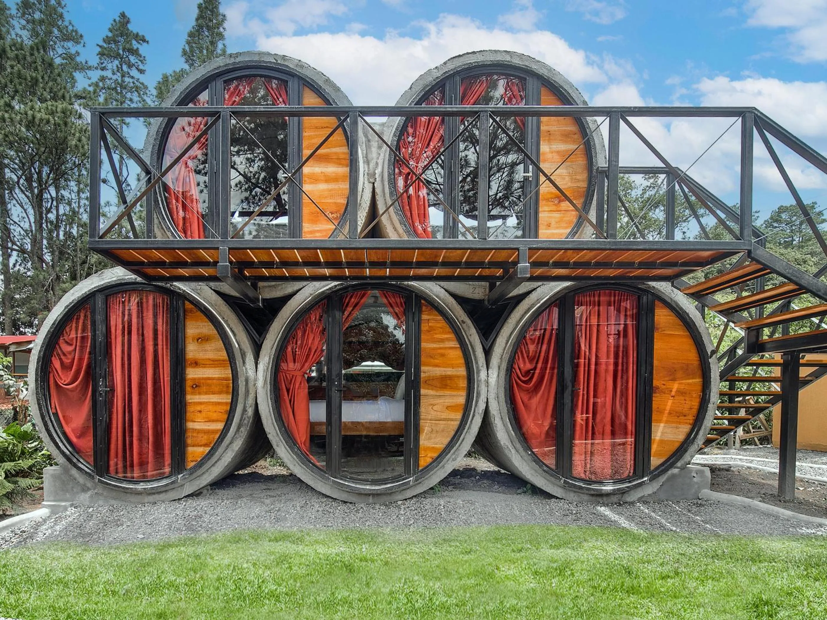 Garden view in Socialtel Boquete