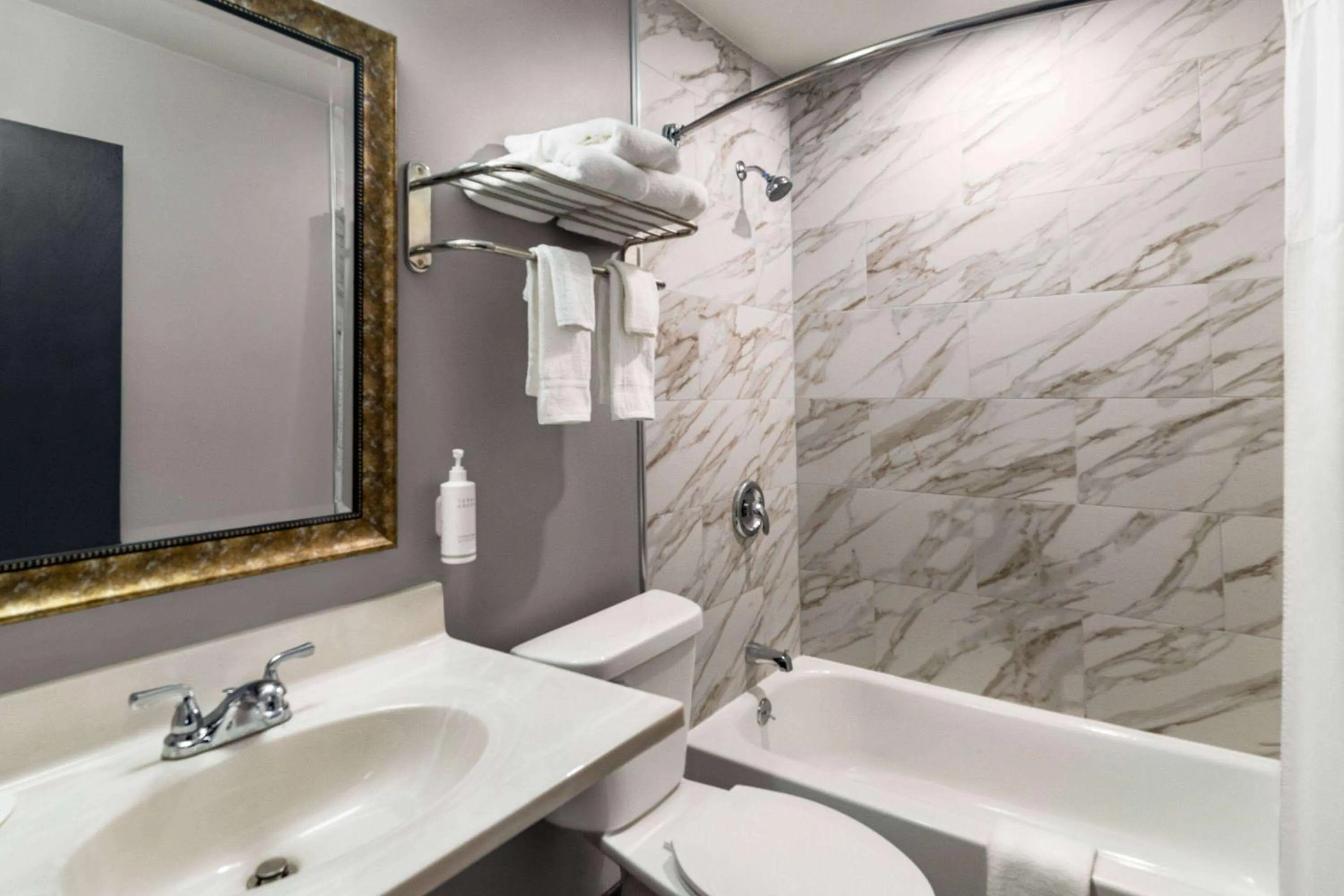 TV and multimedia in Super 8 by Wyndham Columbus Edinburgh