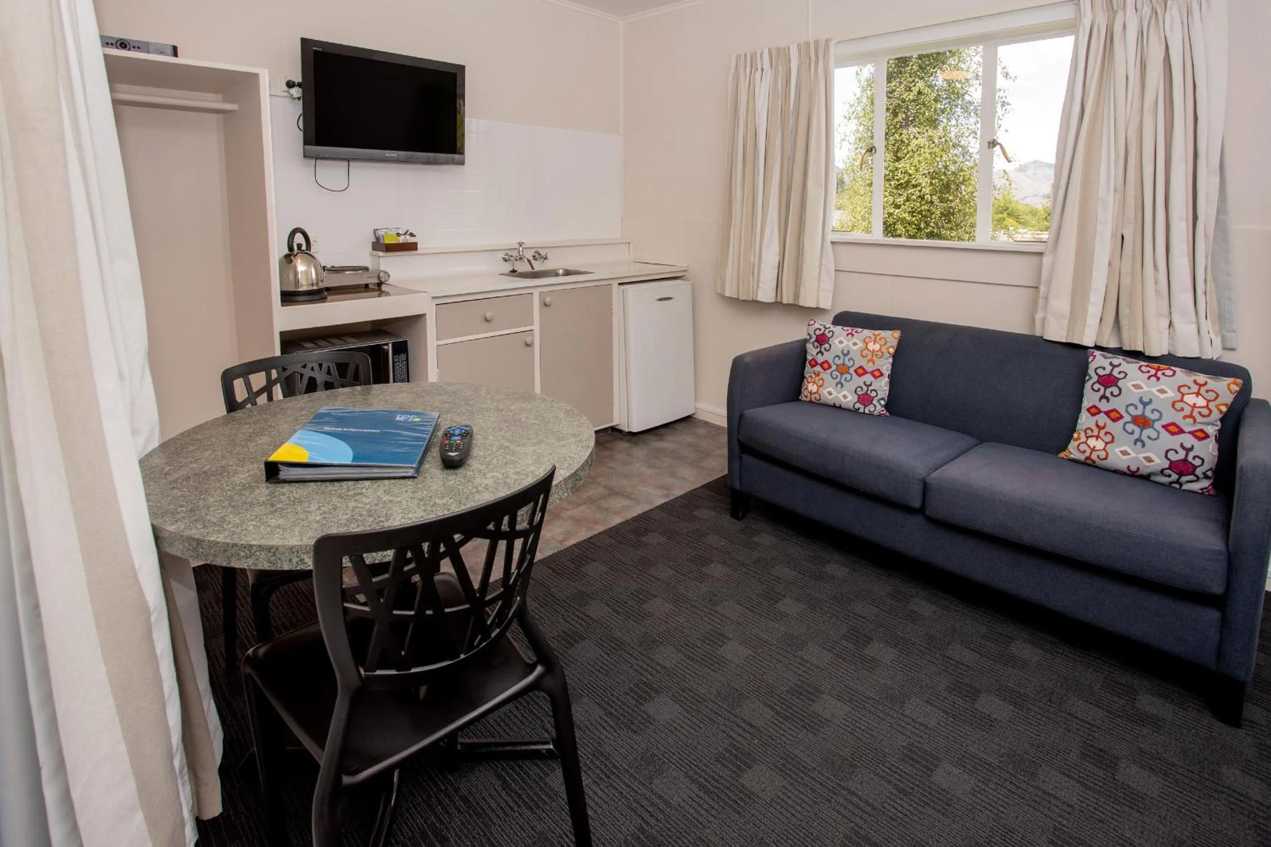 Kitchen or kitchenette in Hanmer Springs TOP 10 Holiday Park