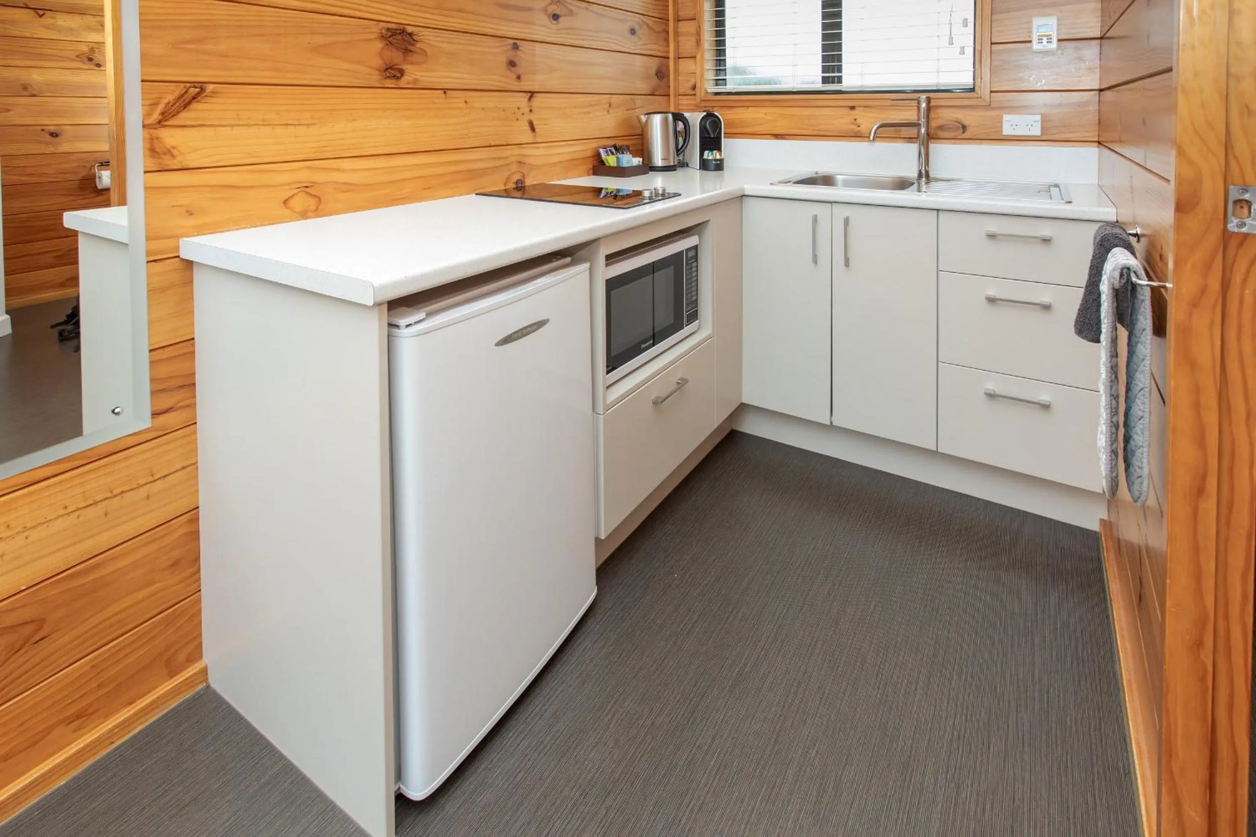 Kitchen or kitchenette in Hanmer Springs TOP 10 Holiday Park