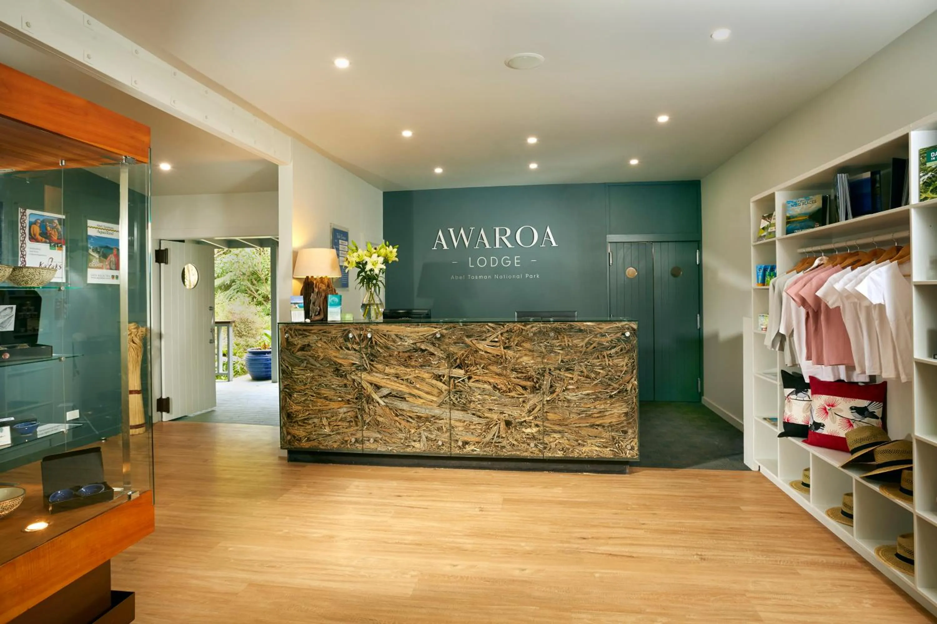 On-site shops in Awaroa Lodge