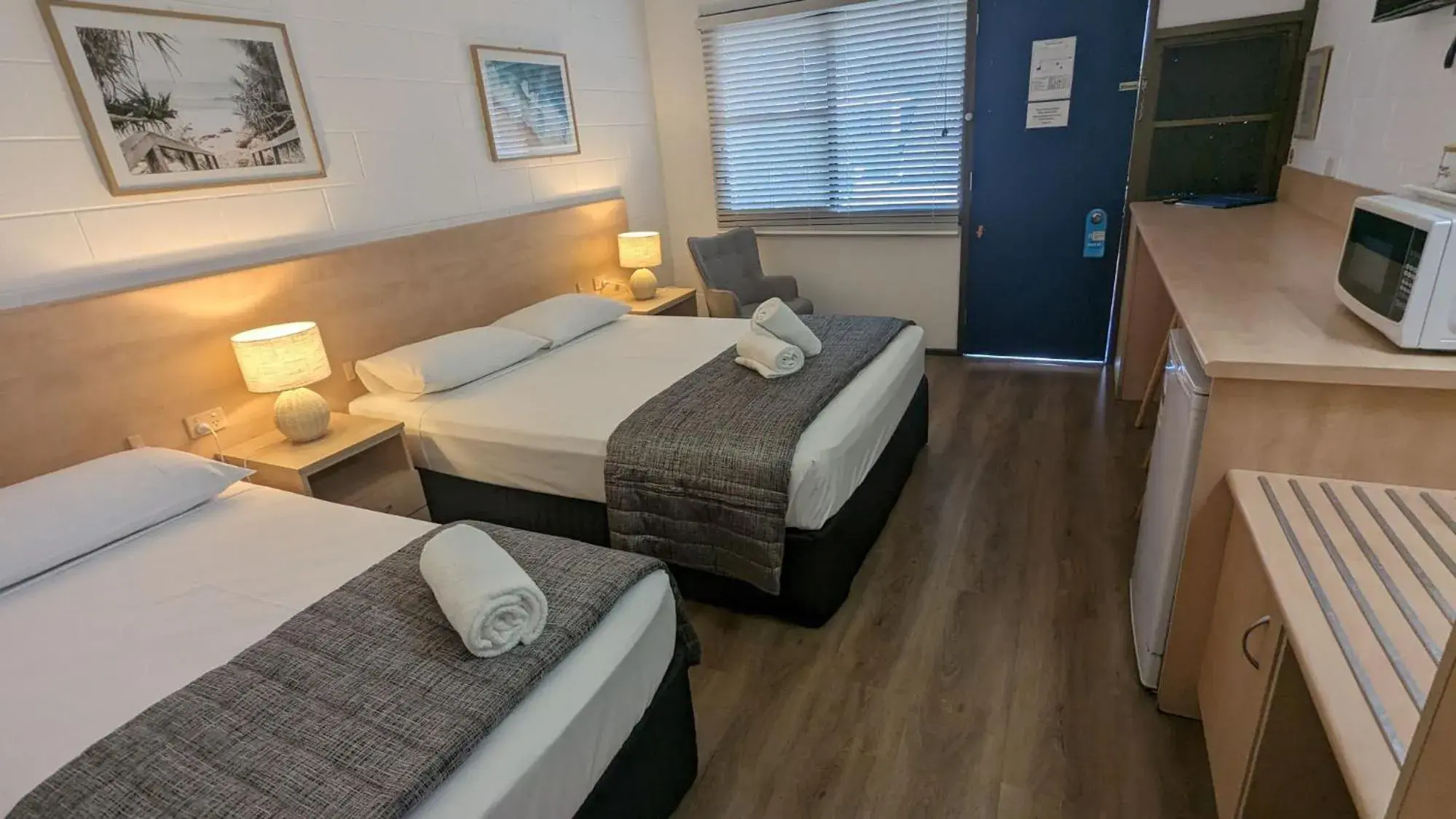 Double or Twin Room in Moffat Beach Motel Caloundra Double or Twin Room in Moffat Beach Motel Caloundra