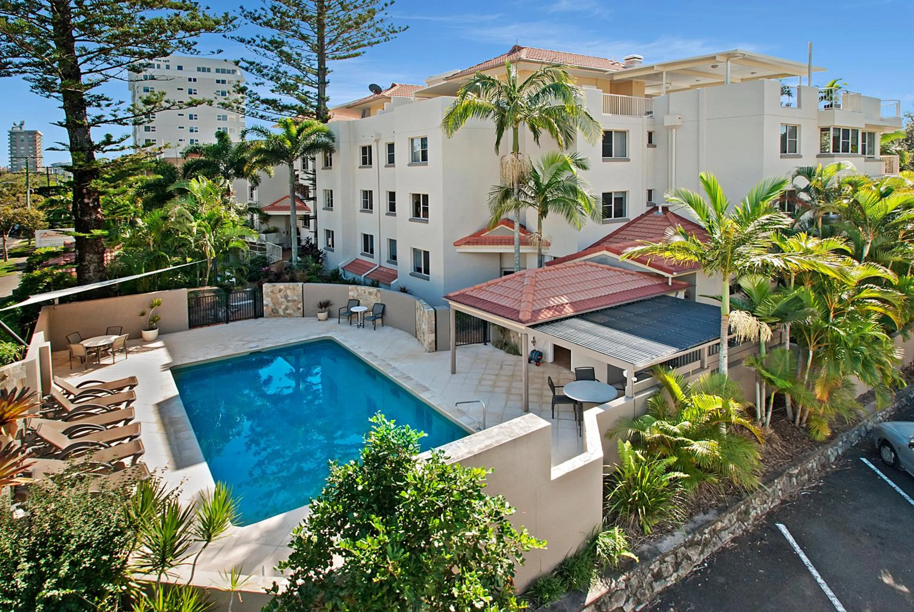 Swimming pool in Beachcomber on the Spit