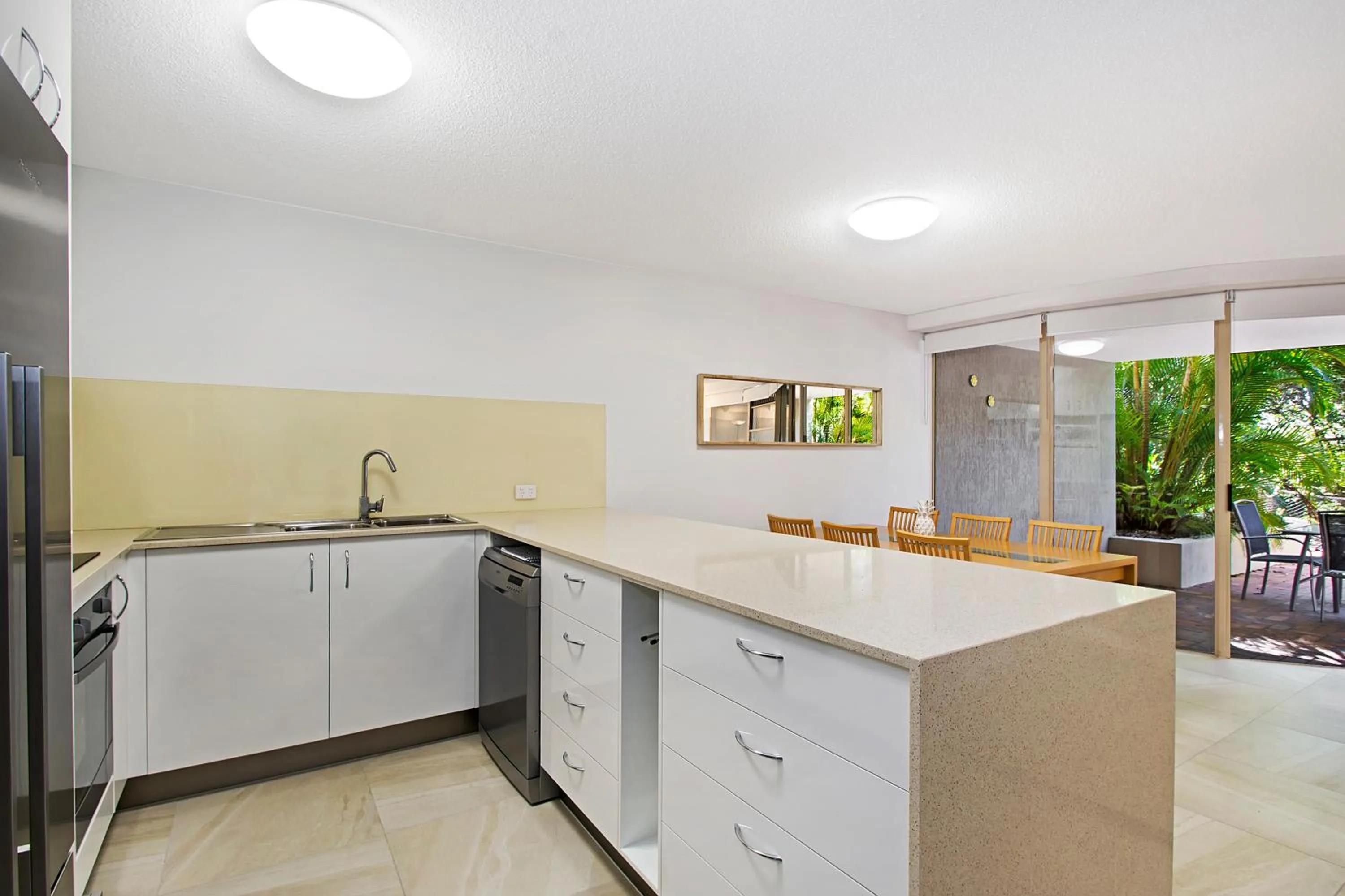 Kitchen or kitchenette in Beachcomber on the Spit