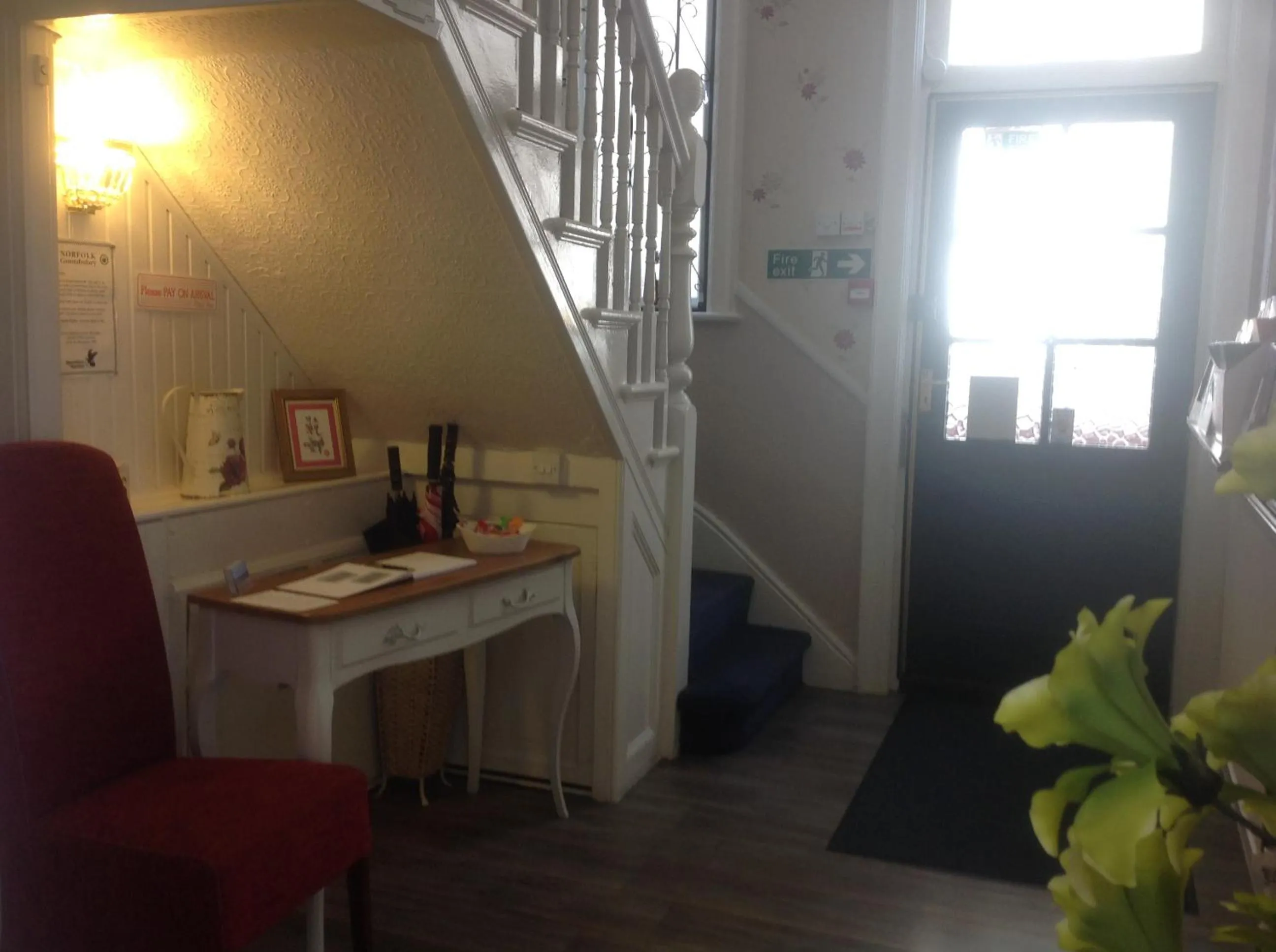 Area and facilities in Cleasewood Guest House