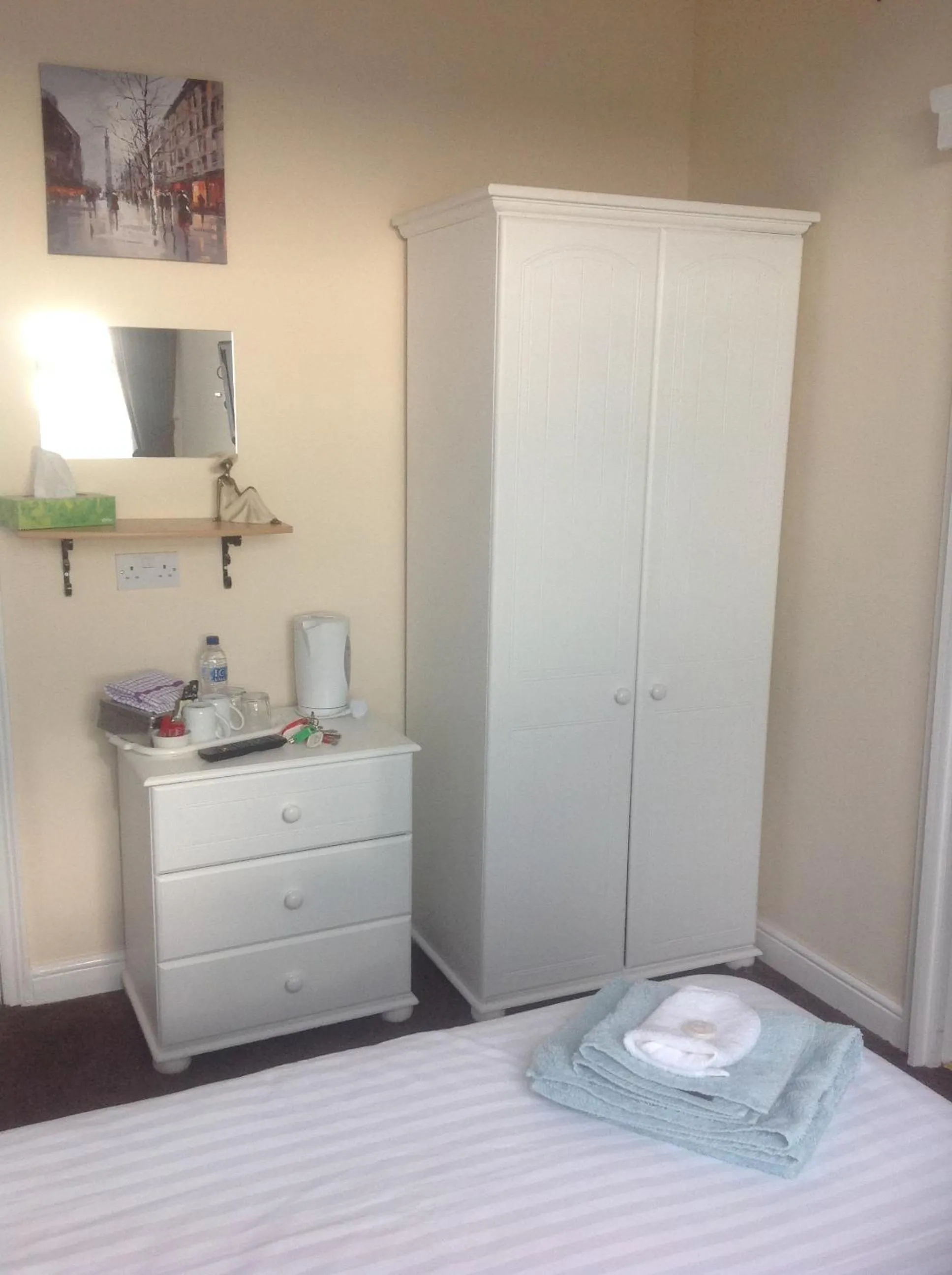 Photo of the whole room, Bed in Cleasewood Guest House