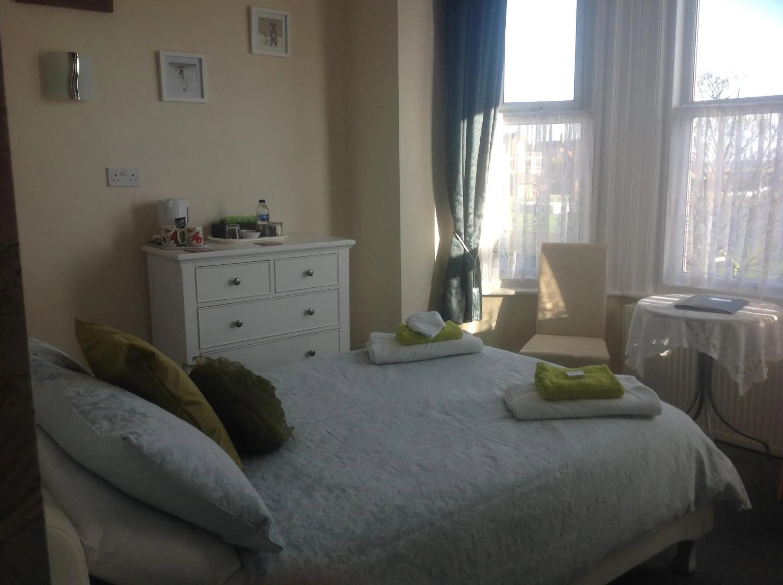 Photo of the whole room, Bed in Cleasewood Guest House