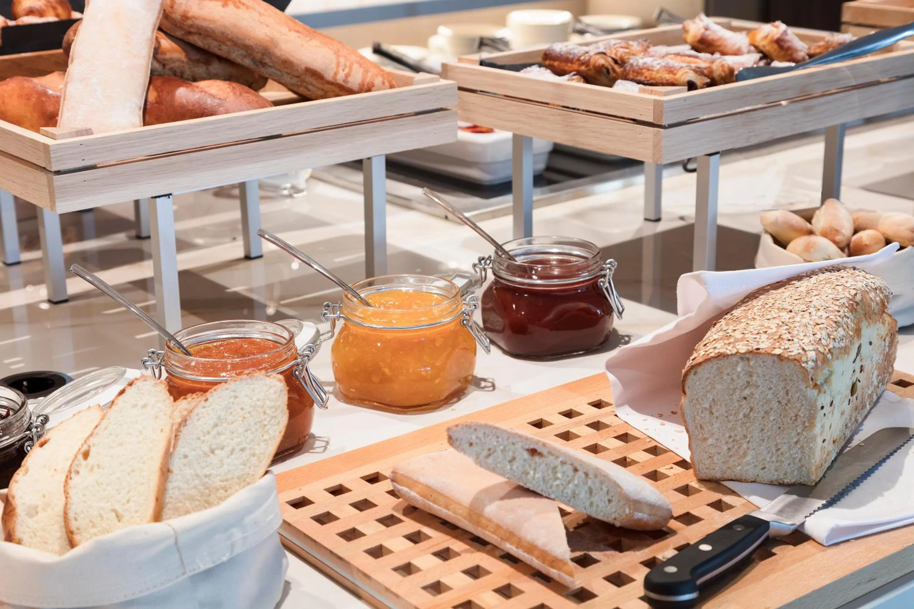 Buffet breakfast in Hotel AMI Budva Petrovac