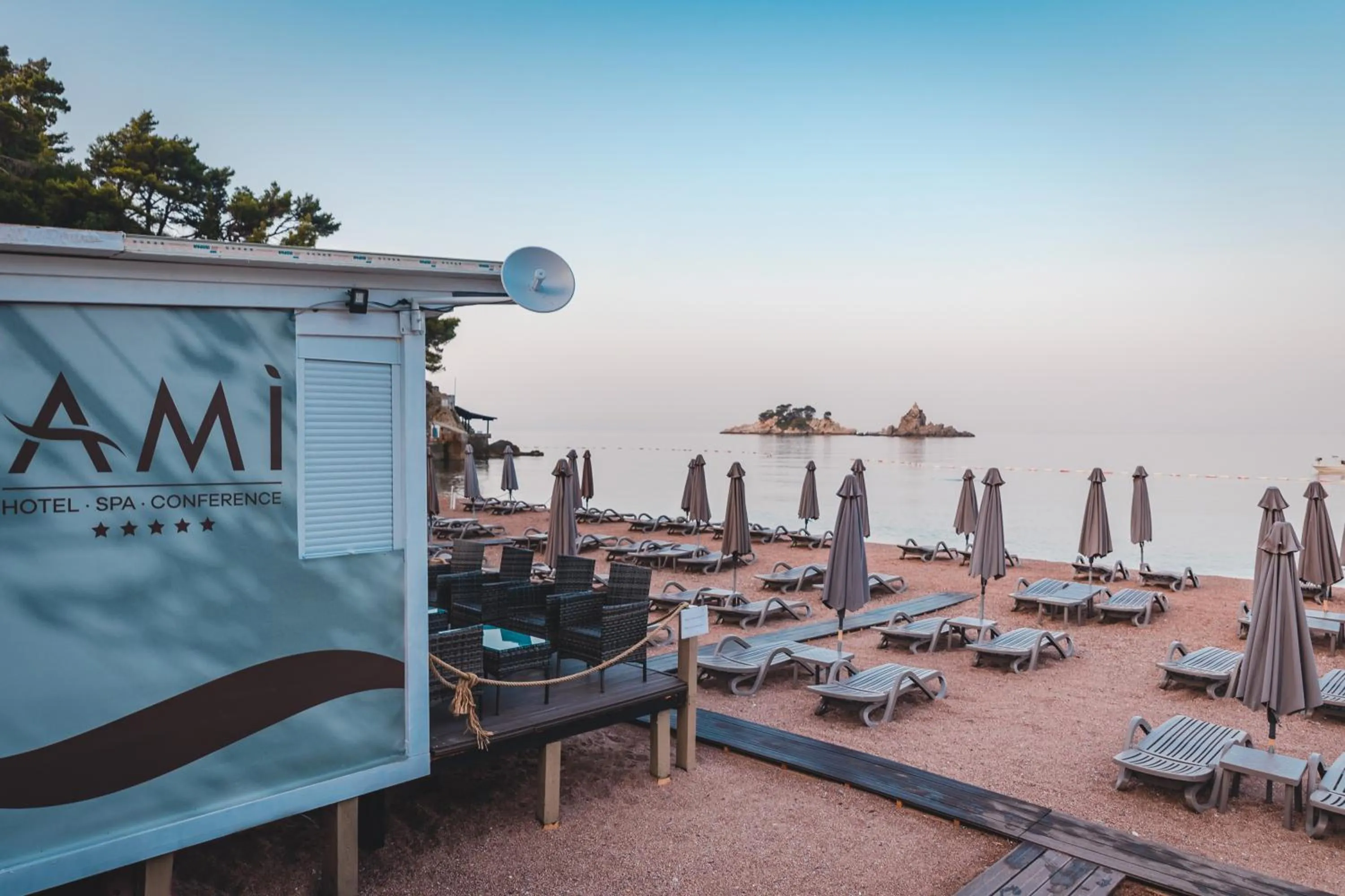 Beach in Hotel AMI Budva Petrovac