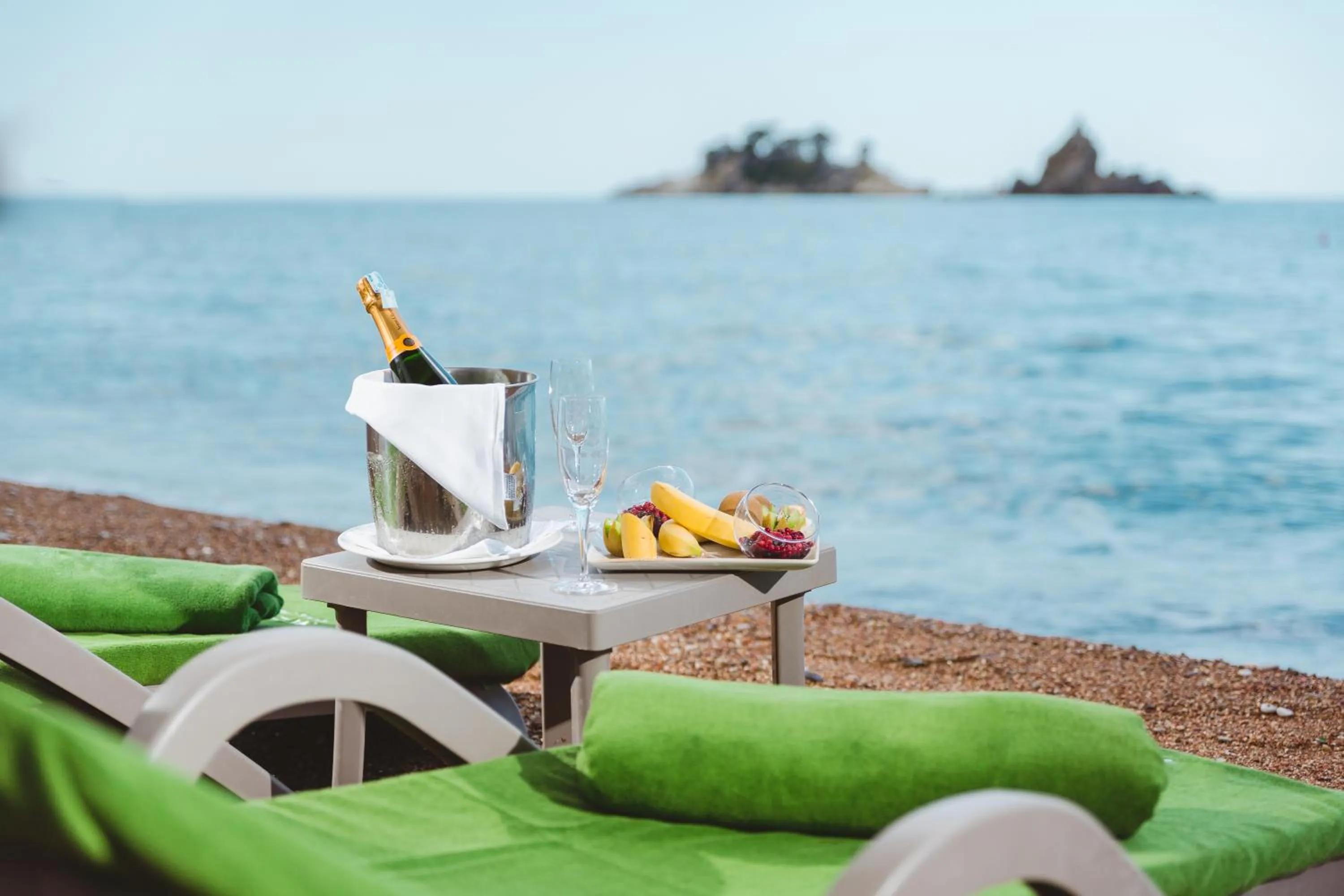 Beach in Hotel AMI Budva Petrovac