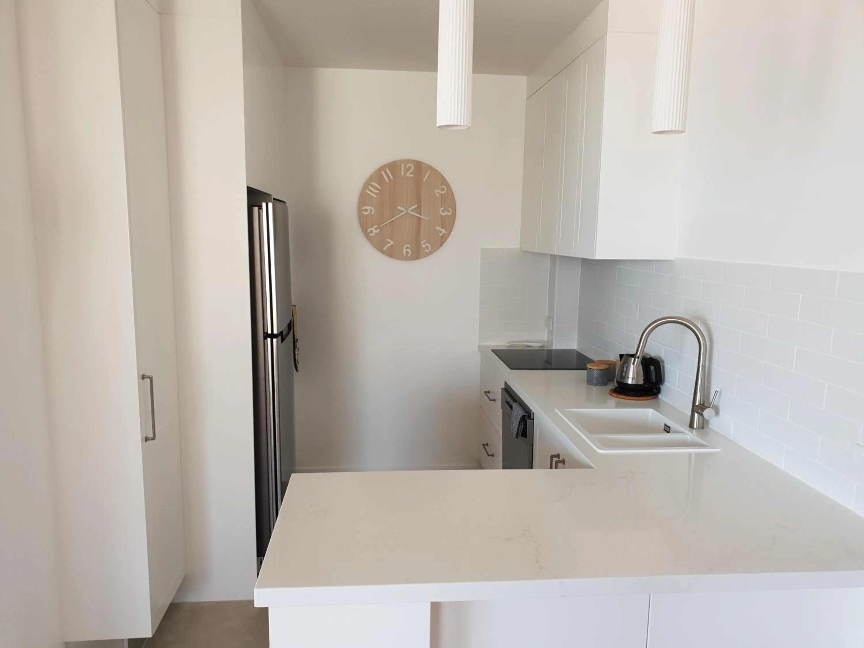 Coffee/tea facilities in Kings Row Apartments