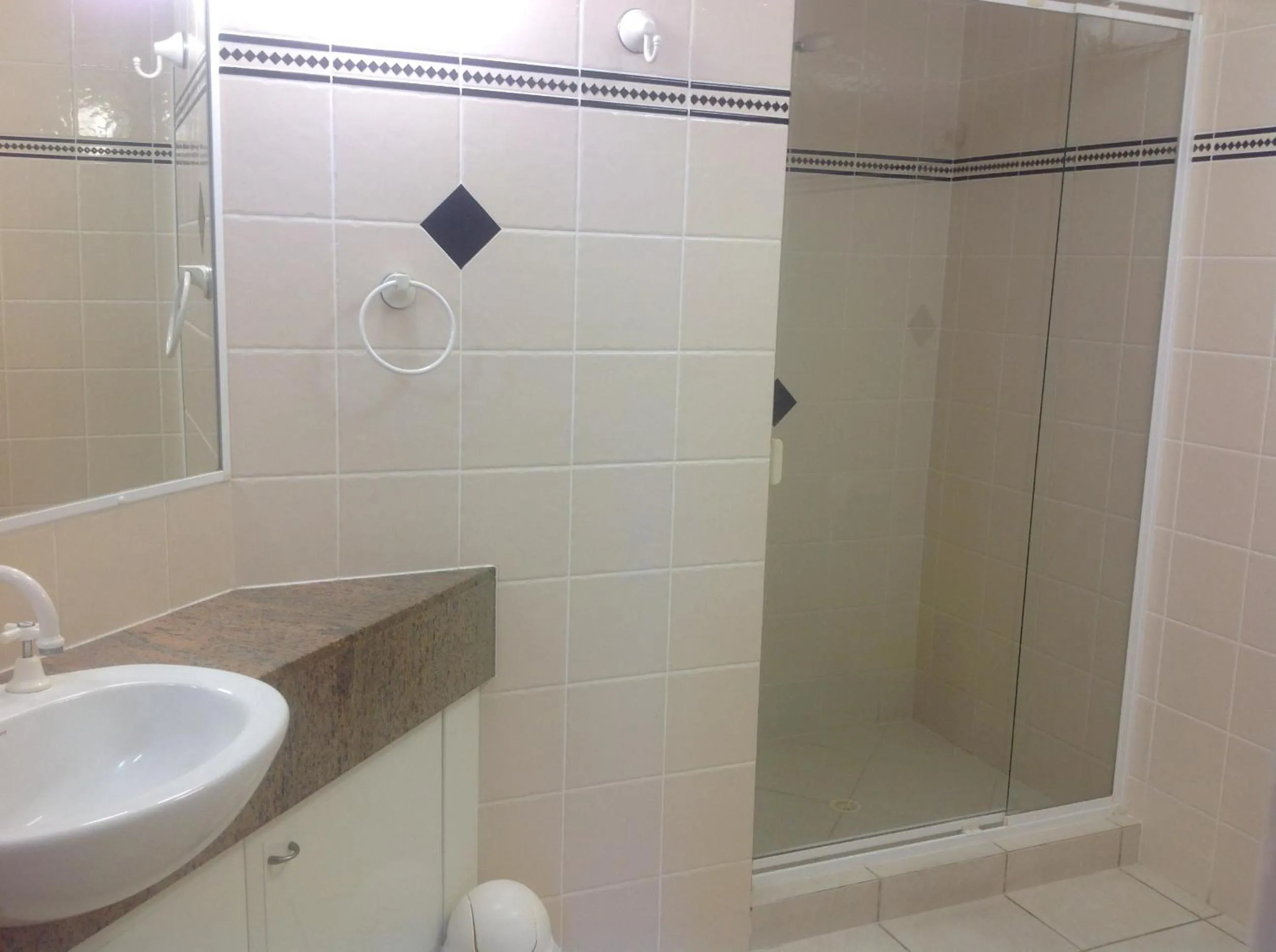 Kings Row Apartments