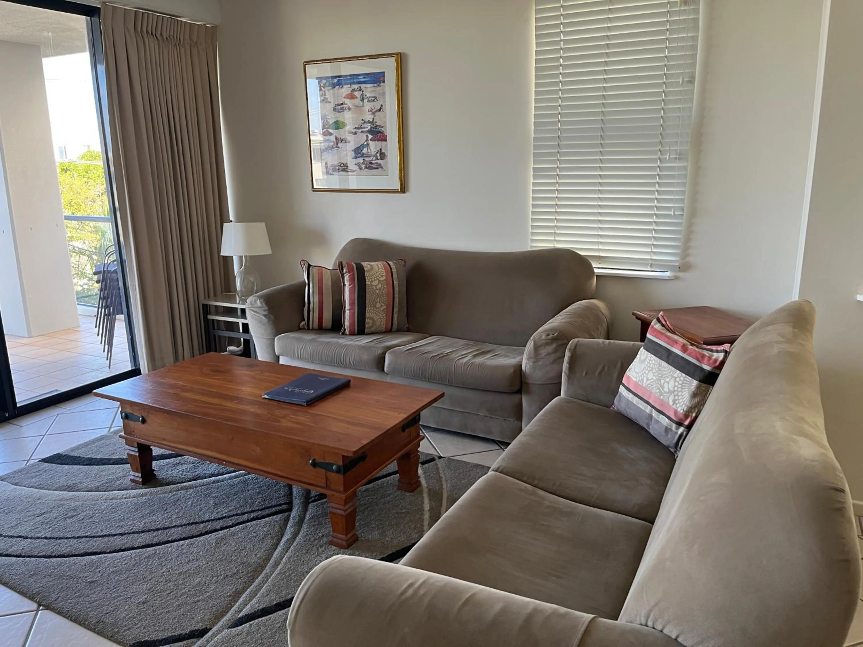 Seating area in Kings Row Apartments