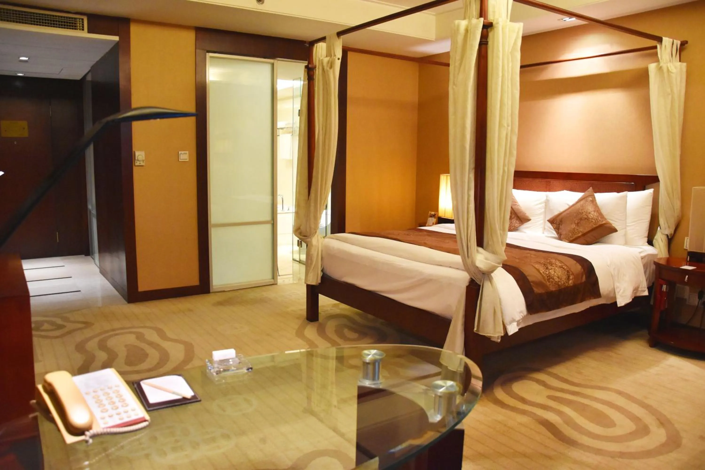 Bed in Wyndham Garden Suzhou