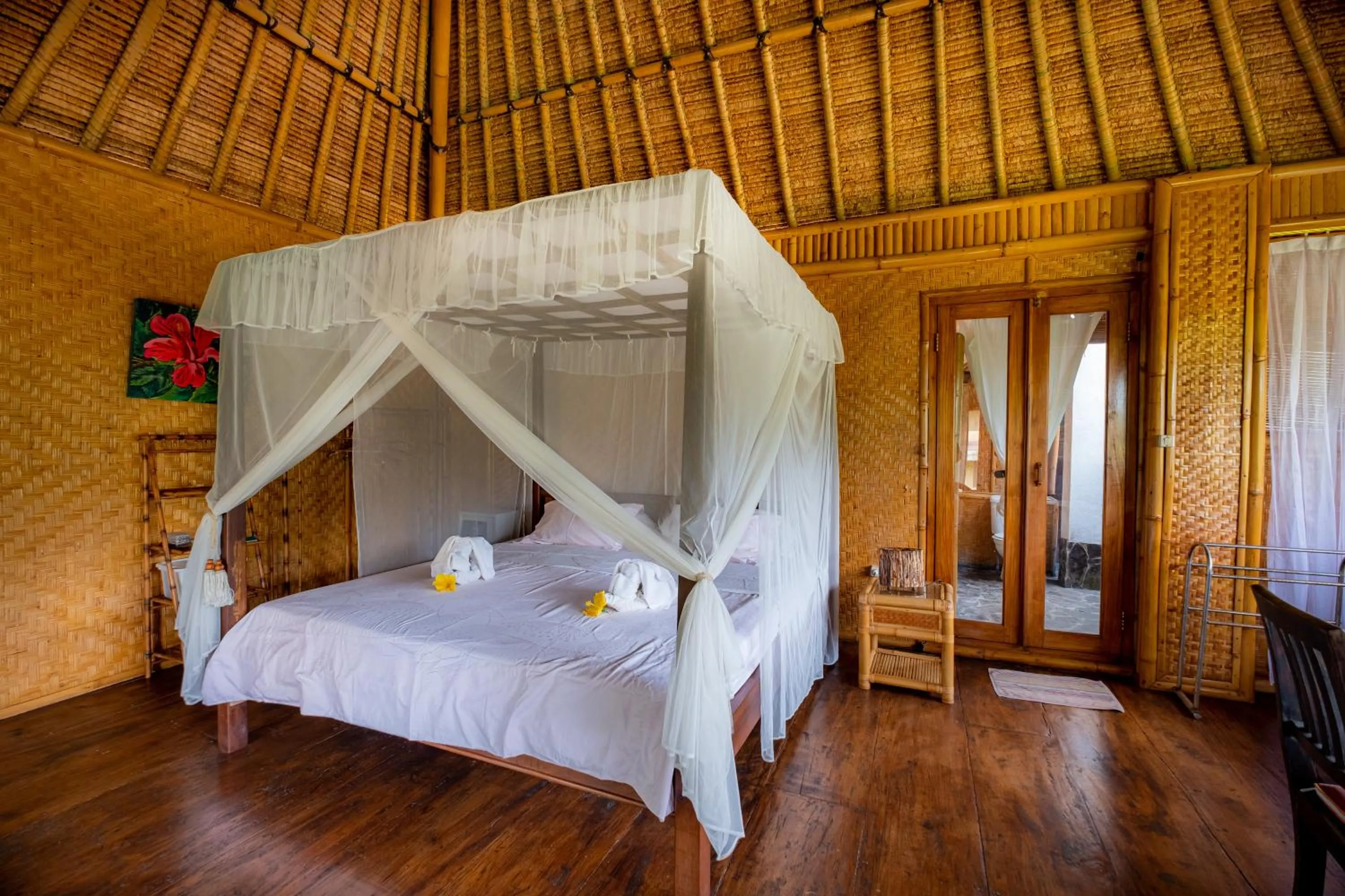 Bedroom, Bed in Villa Manuk