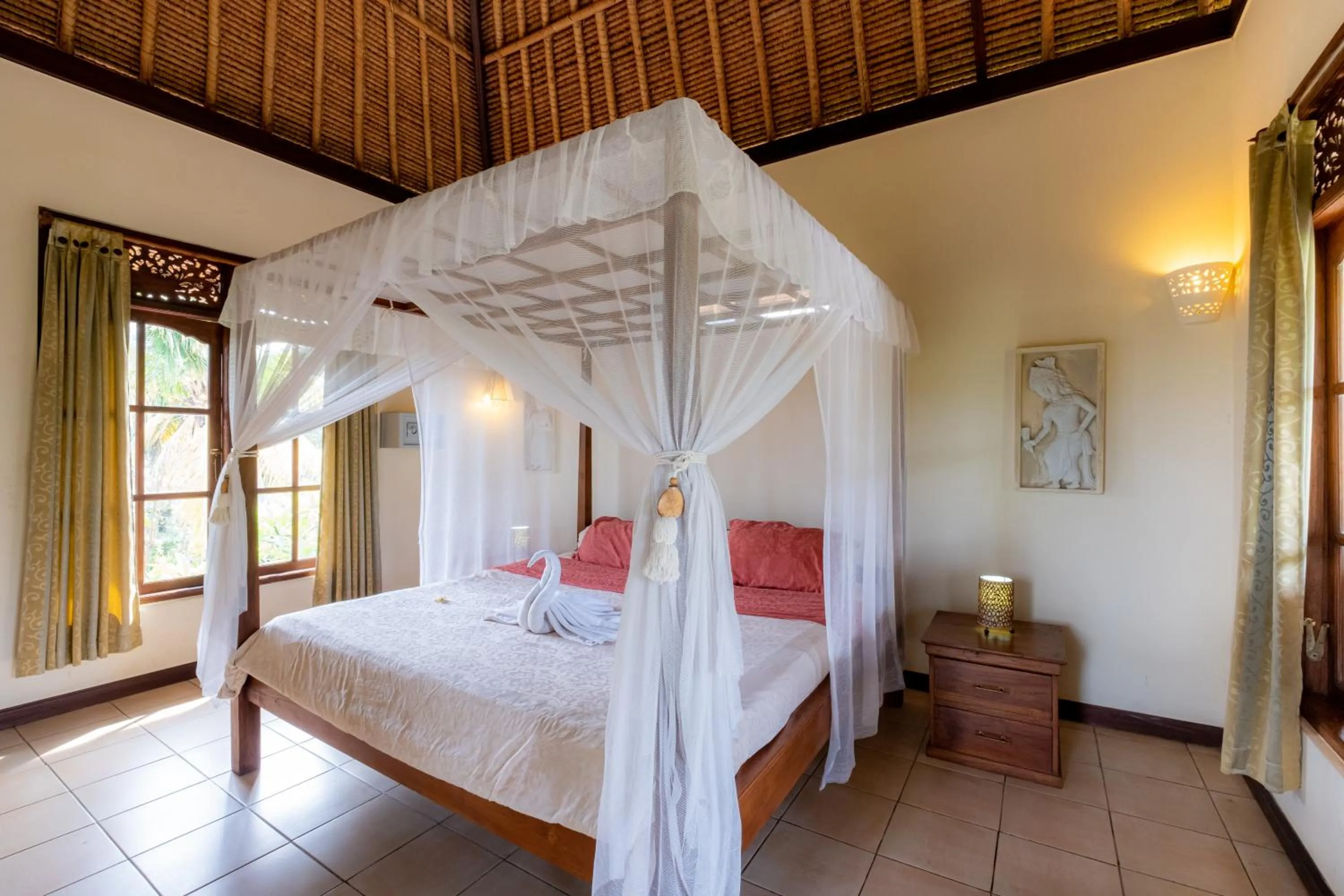 Bedroom, Bed in Villa Manuk